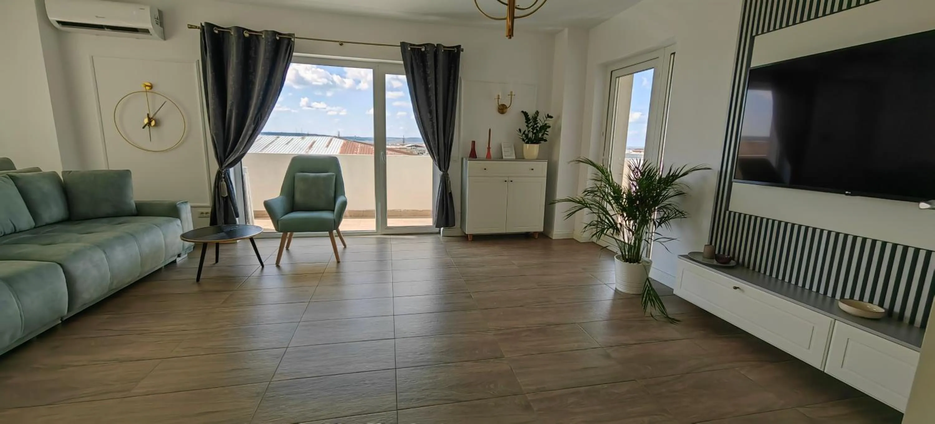 Luxury apartment Private parking self check-in51