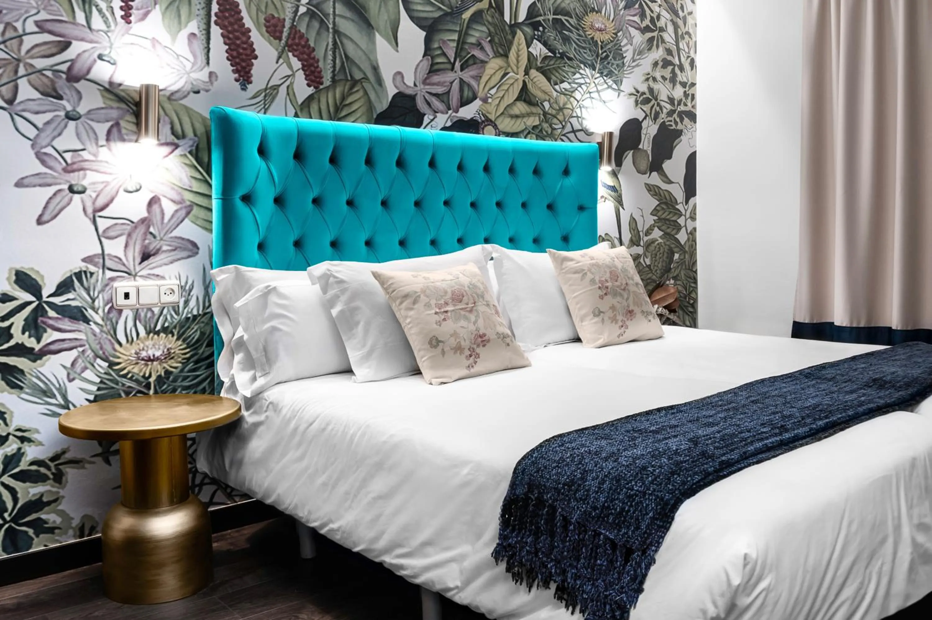 Photo of the whole room, Bed in Hotel Los Girasoles by Maxi Hoteles