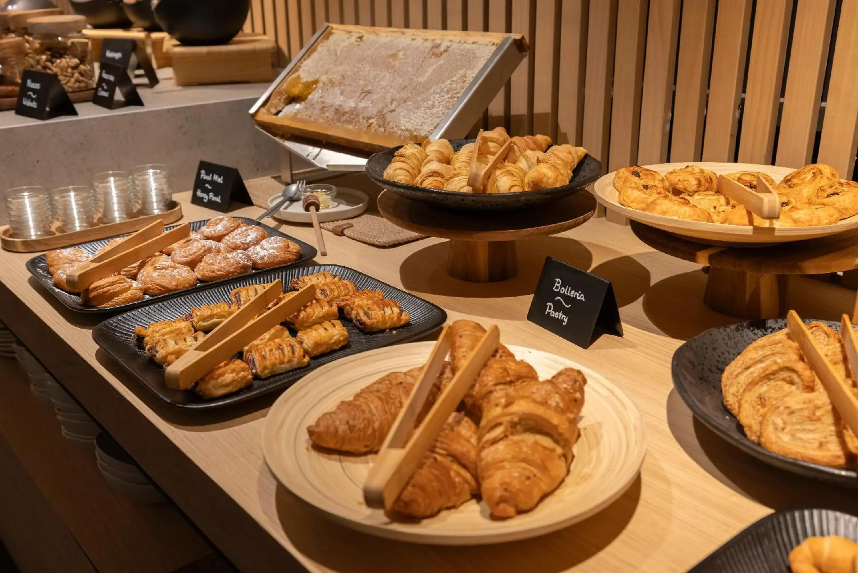 Breakfast in HM Jaime III Breakfast in HM Jaime III