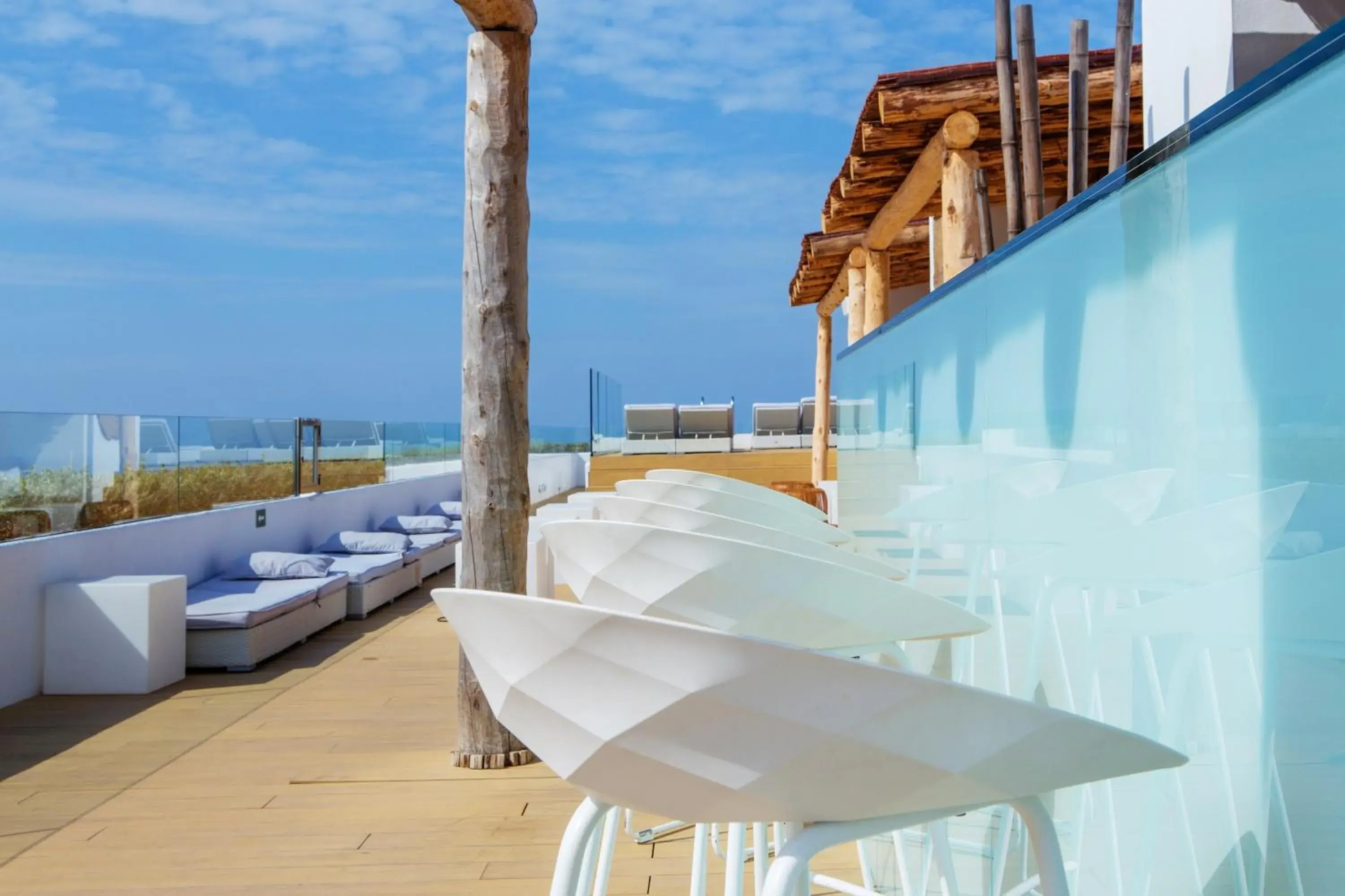 Lounge or bar in HM Tropical Lounge or bar in HM Tropical