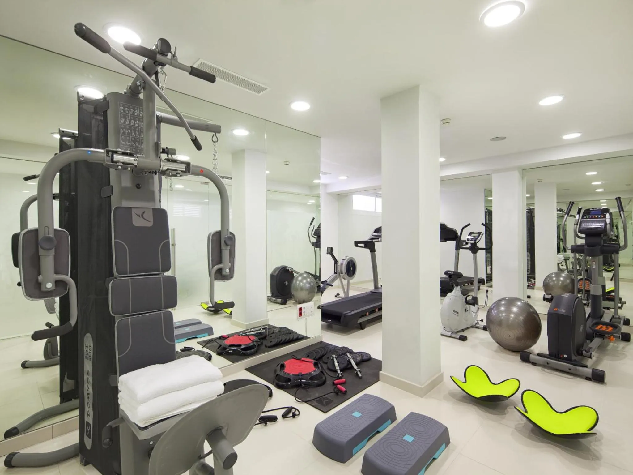 Fitness centre/facilities in HM Tropical