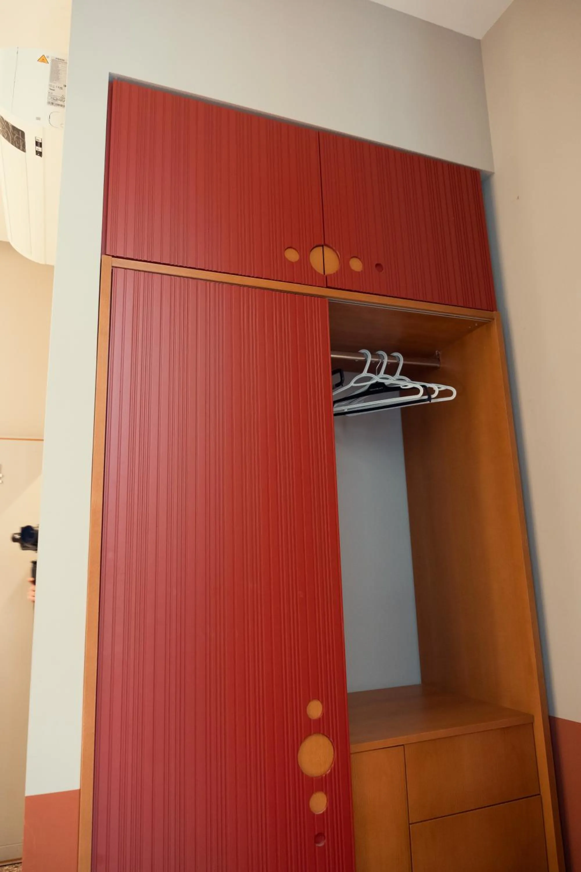 wardrobe in Occhi di Napoli Experiential Relais