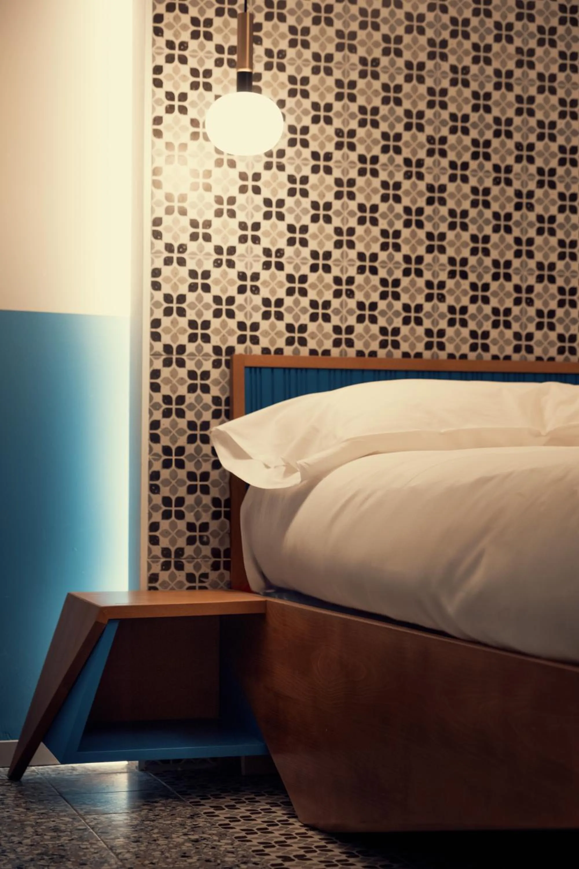 Bed in Occhi di Napoli Experiential Relais