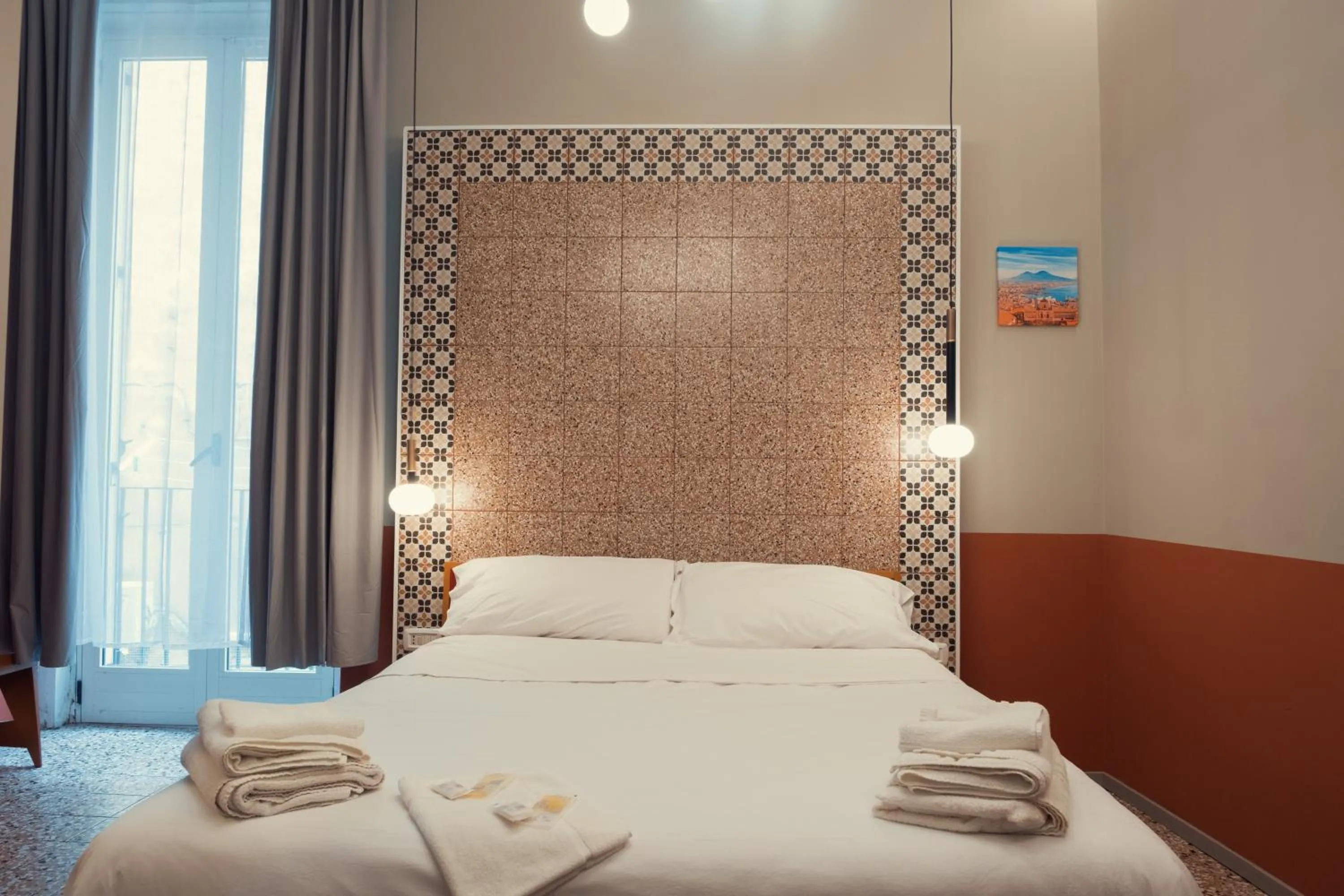 Bed in Occhi di Napoli Experiential Relais