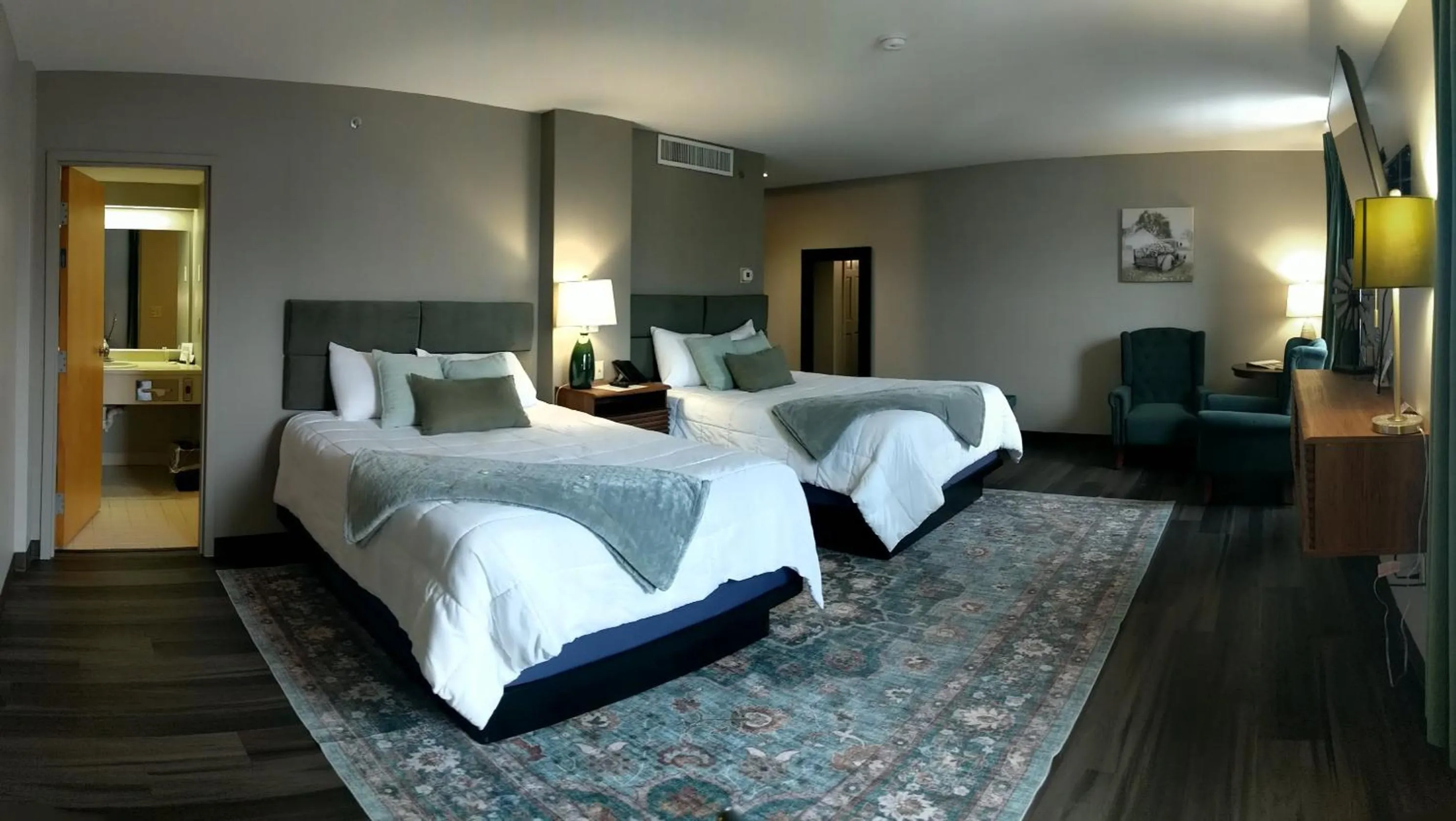 Bed in The Northeastland Hotel