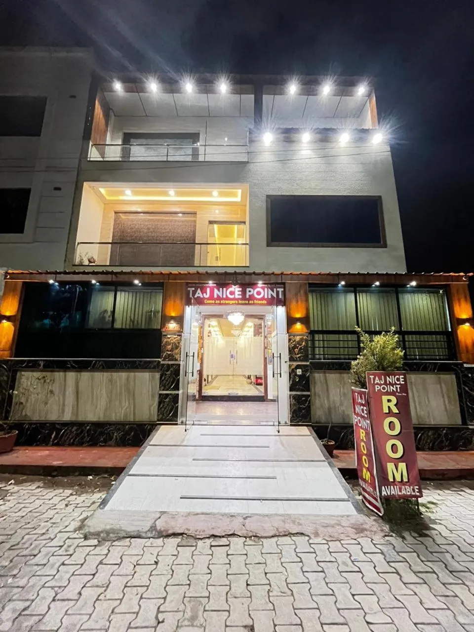 Property building in Taj Nice Point Manage by Taj Sunrise Group