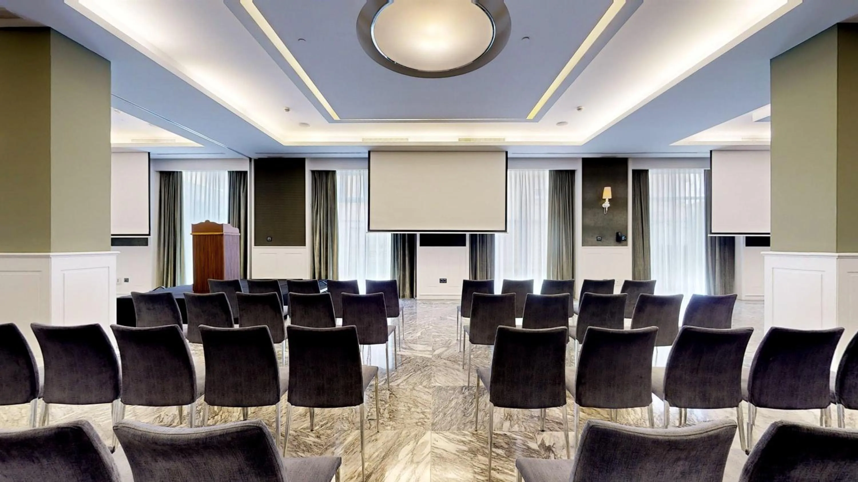 Seating area in Hotel Colón Gran Meliá - The Leading Hotels of the World