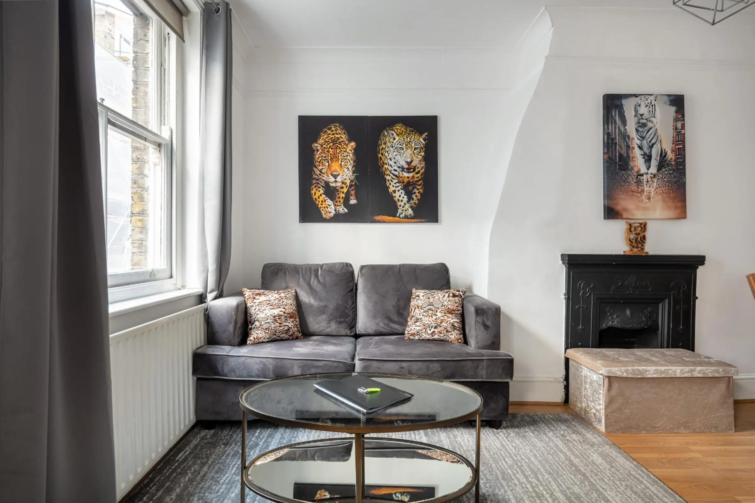 Seating area in Gorgeous One Bed AirCon Apt in the Heart of Central London