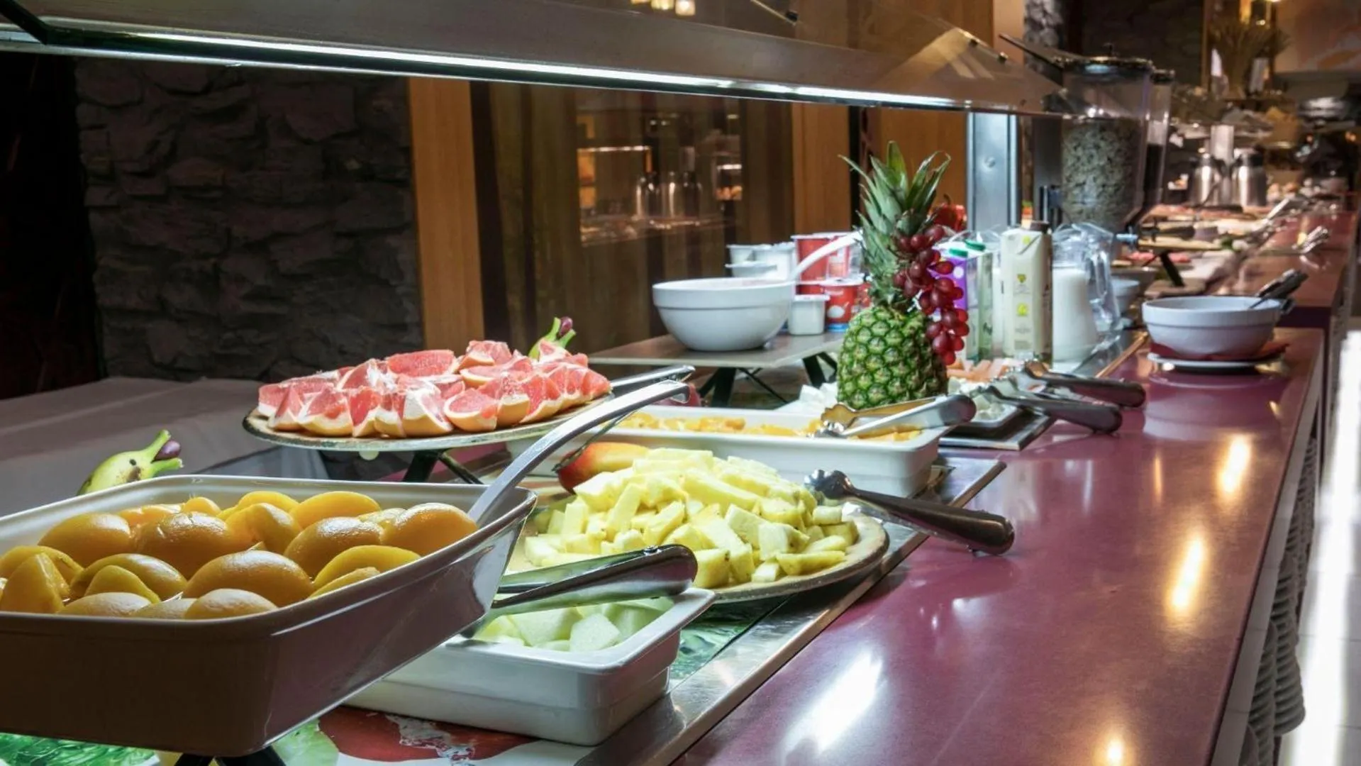 Restaurant/places to eat in Evenia Monte Alba