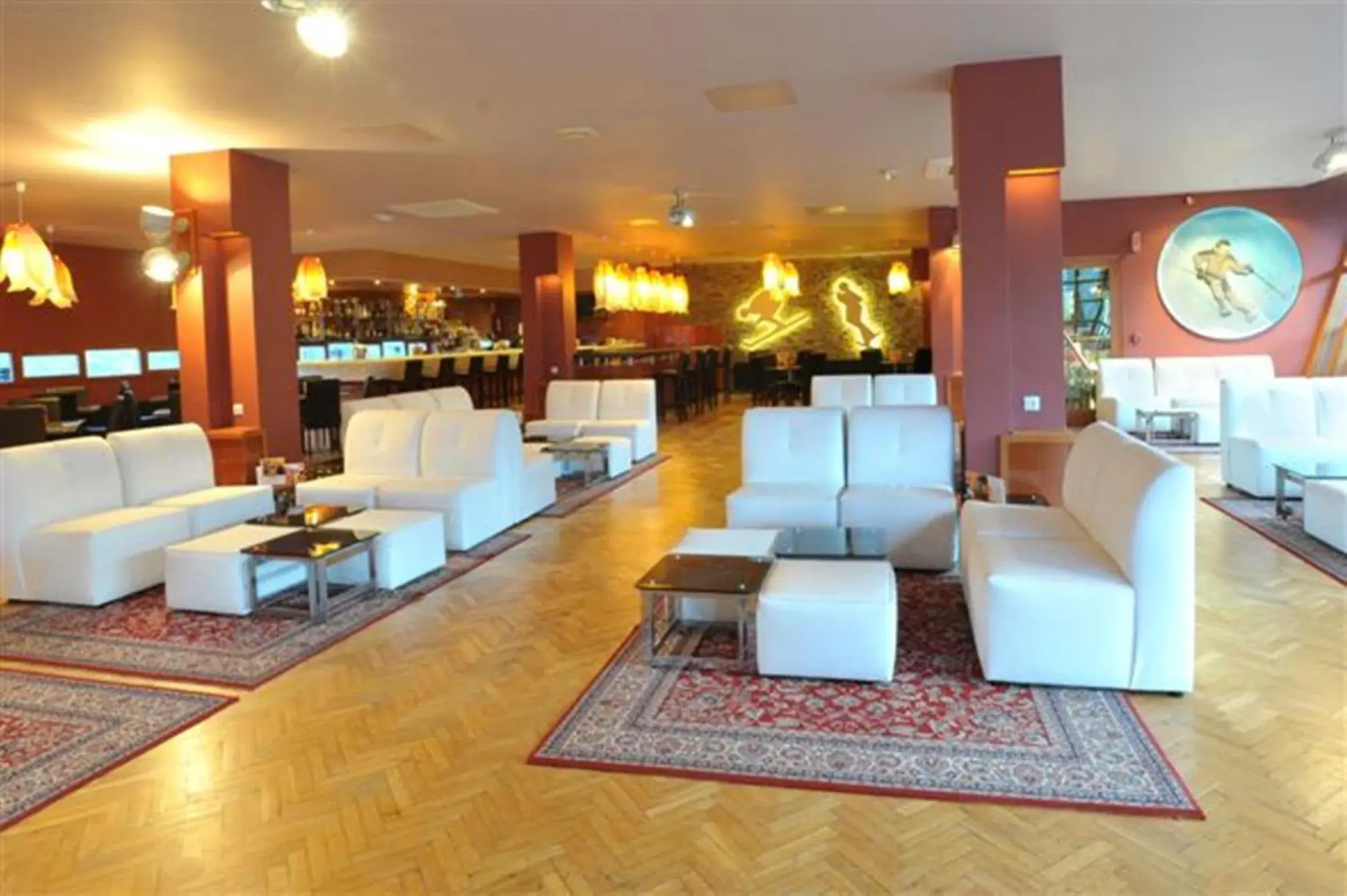 Lounge or bar in Evenia Monte Alba Lounge or bar in Evenia Monte Alba