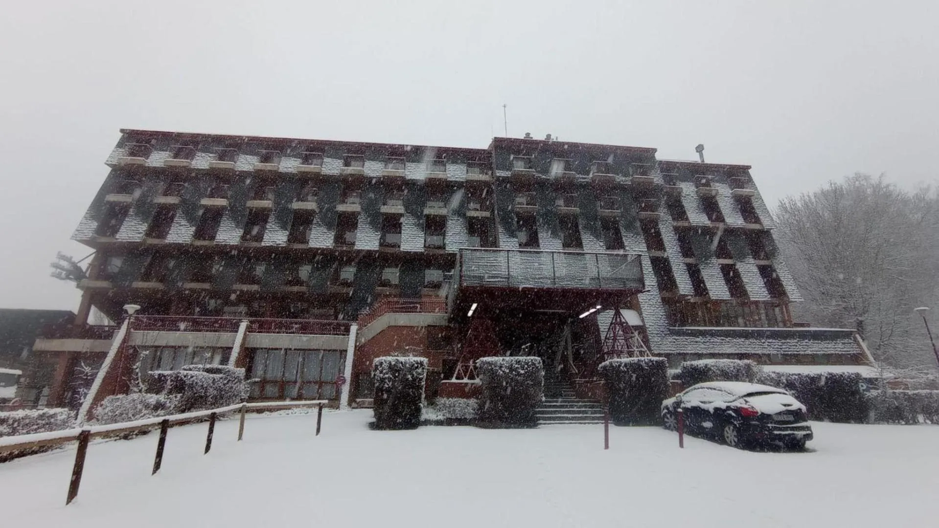 Property building in Evenia Monte Alba