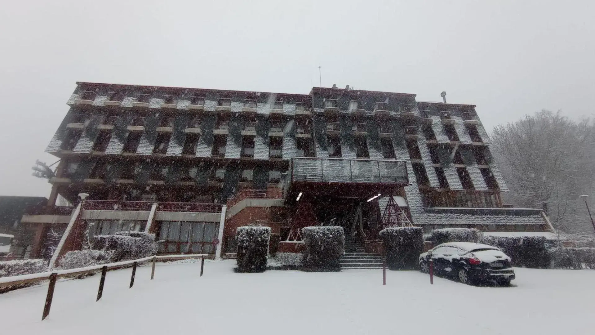 Property building in Evenia Monte Alba Property building in Evenia Monte Alba