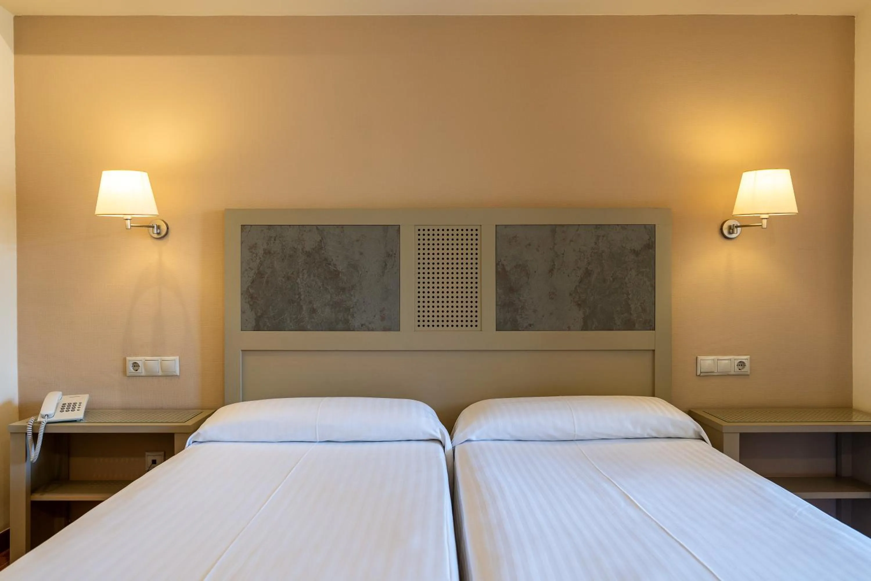 Bed in Hotel Alcossebre