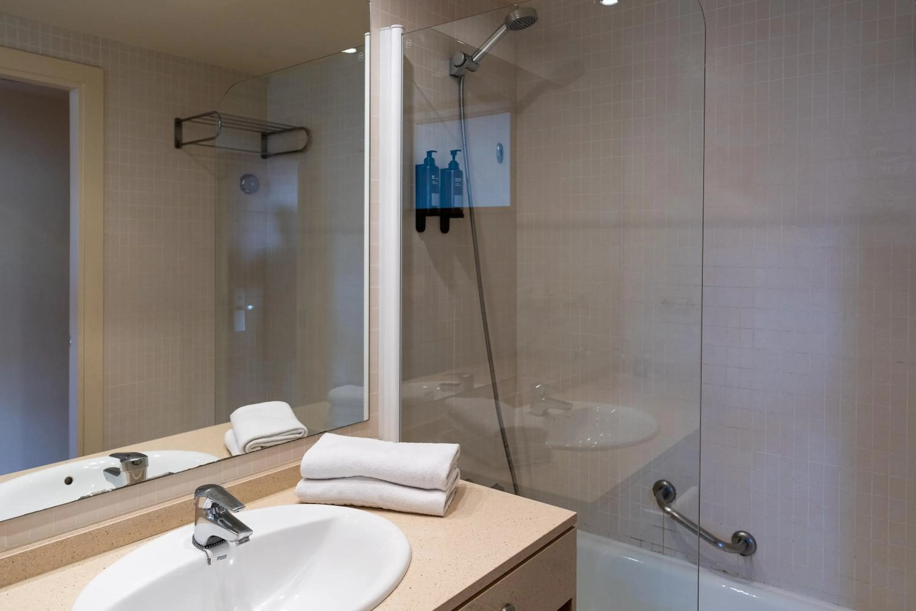 Toilet in Hotel Alcossebre