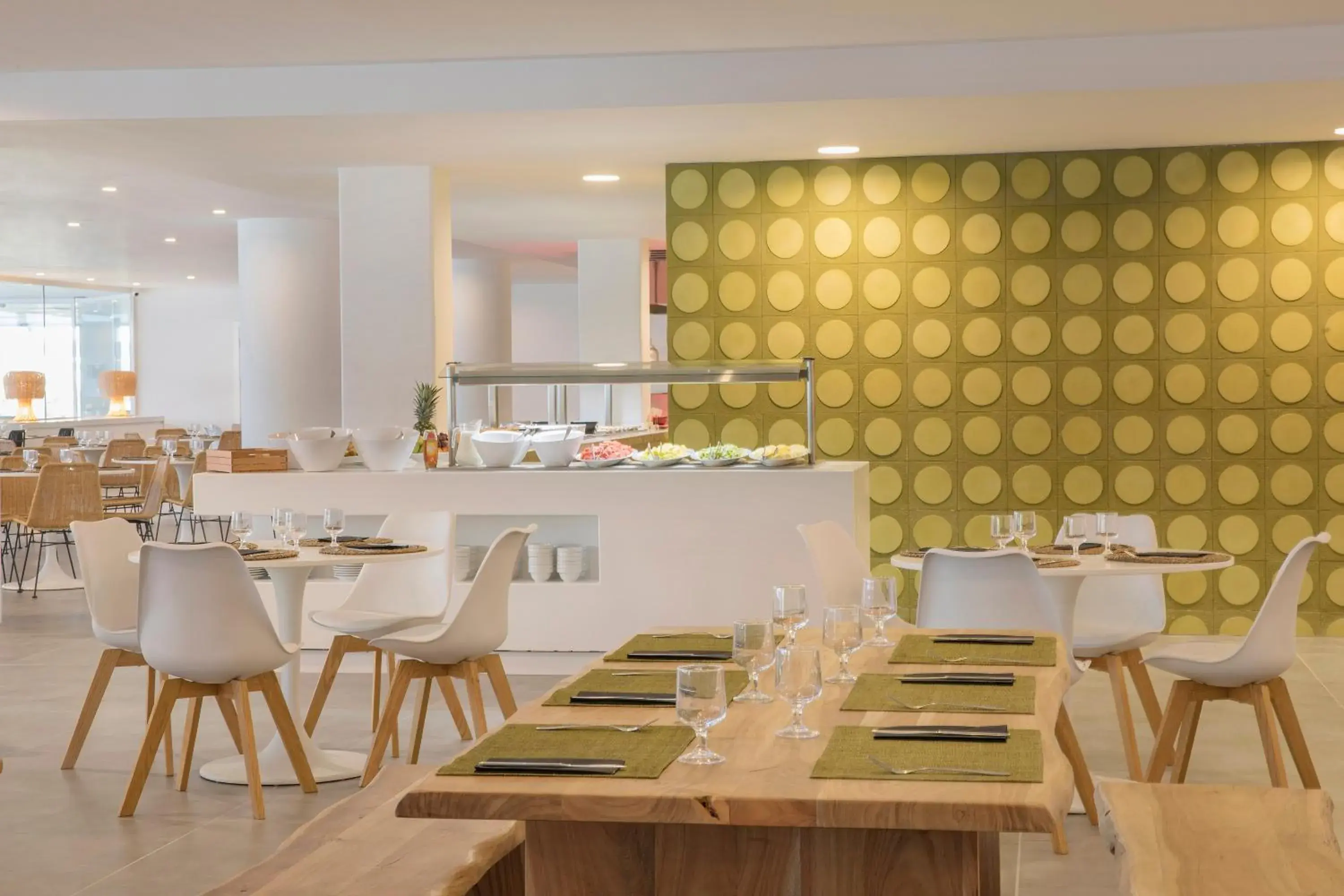 Restaurant/places to eat in HM Martinique Restaurant/places to eat in HM Martinique