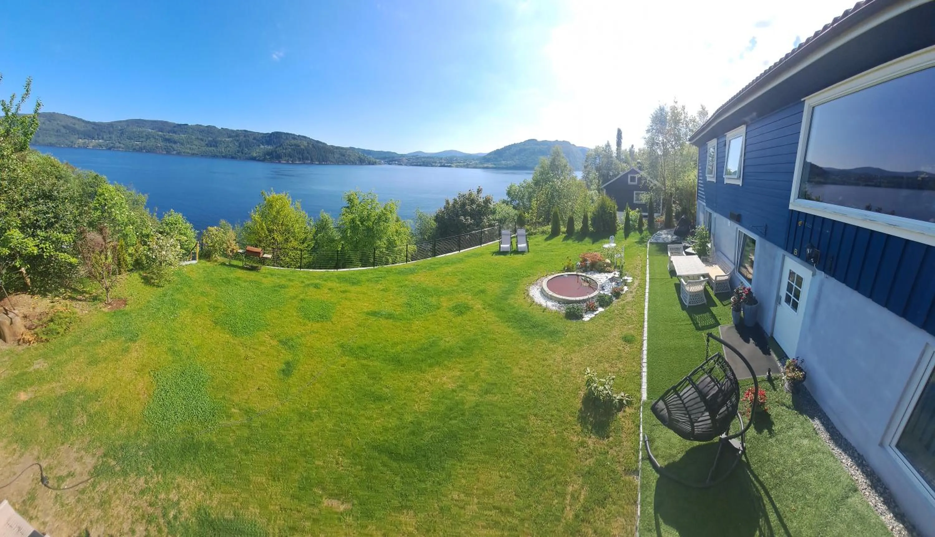  Apartment with Terrace ( 1st Floor ) in Bergen Sunrise Terrace Apartment