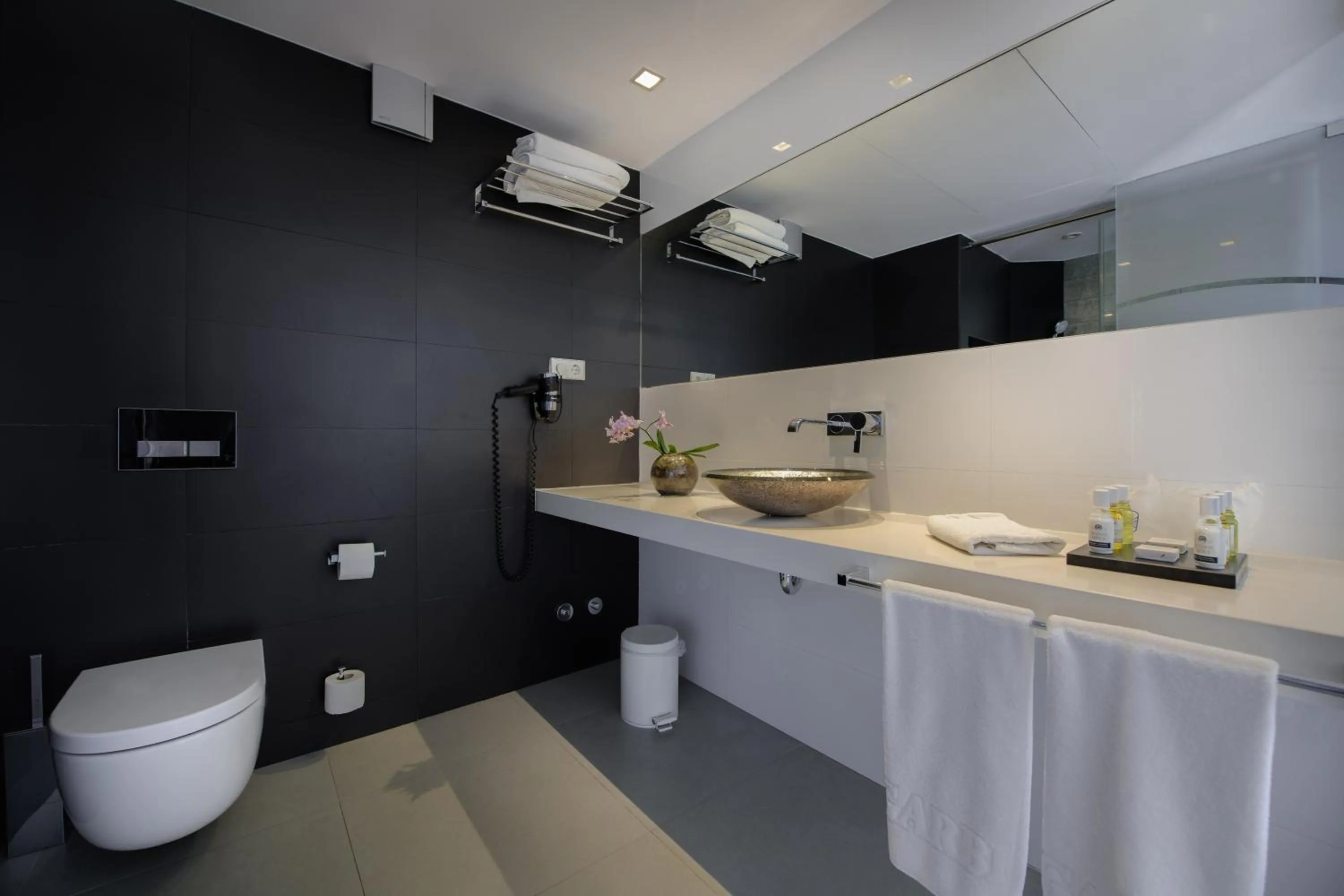 Bathroom in Hotel Garbi Ibiza & Spa