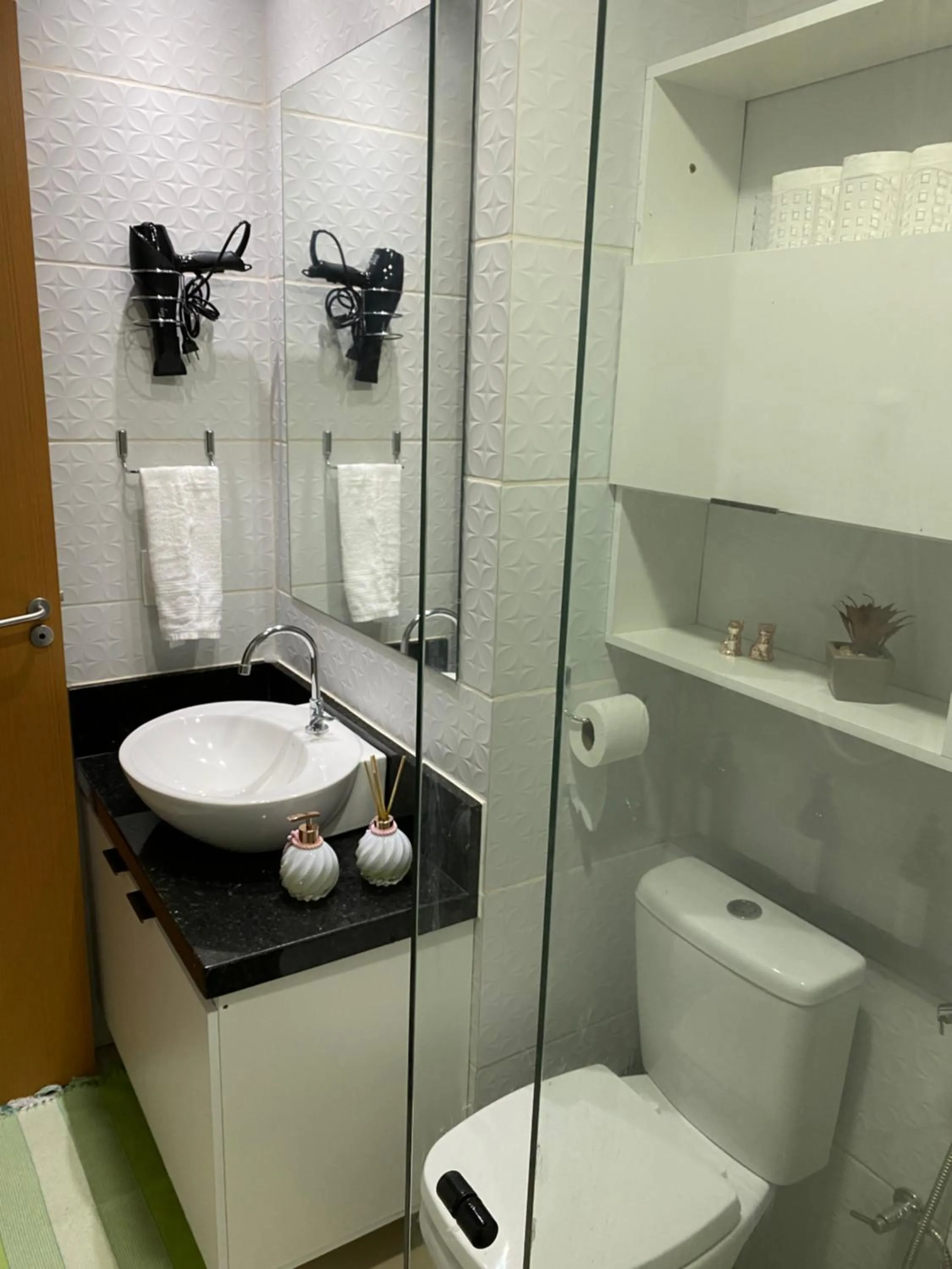 Bathroom in Mirantes 59 Apto próximo à Ponta Negra e Cotovelo