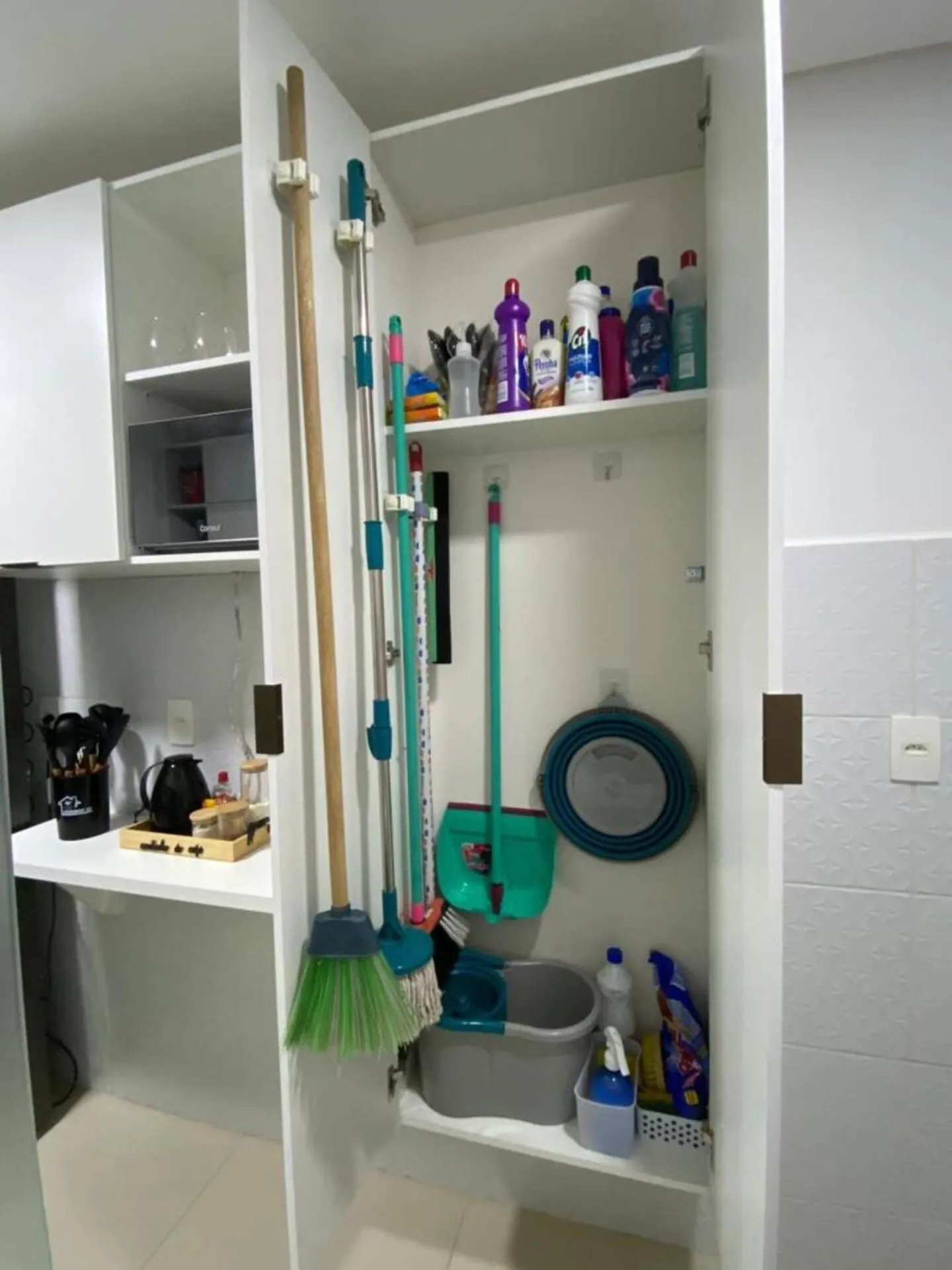 Kitchen or kitchenette in Mirantes 59 Apto próximo à Ponta Negra e Cotovelo