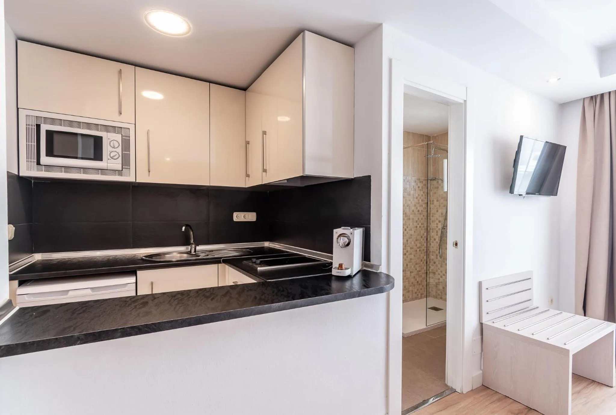 Kitchen or kitchenette in Puerto Azul Marbella