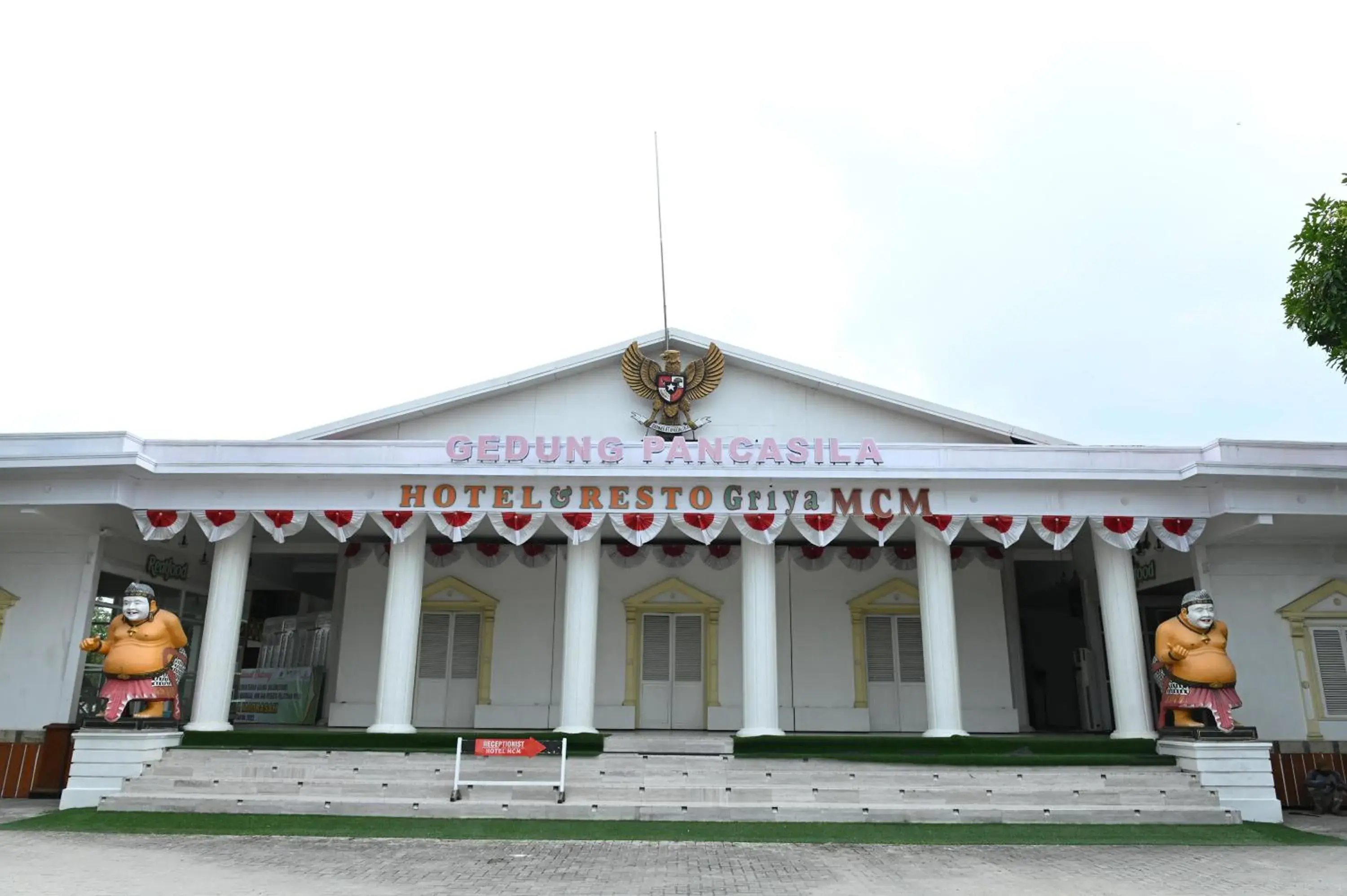 MCM HOTEL WISATA BOJONEGORO MCM HOTEL WISATA BOJONEGORO