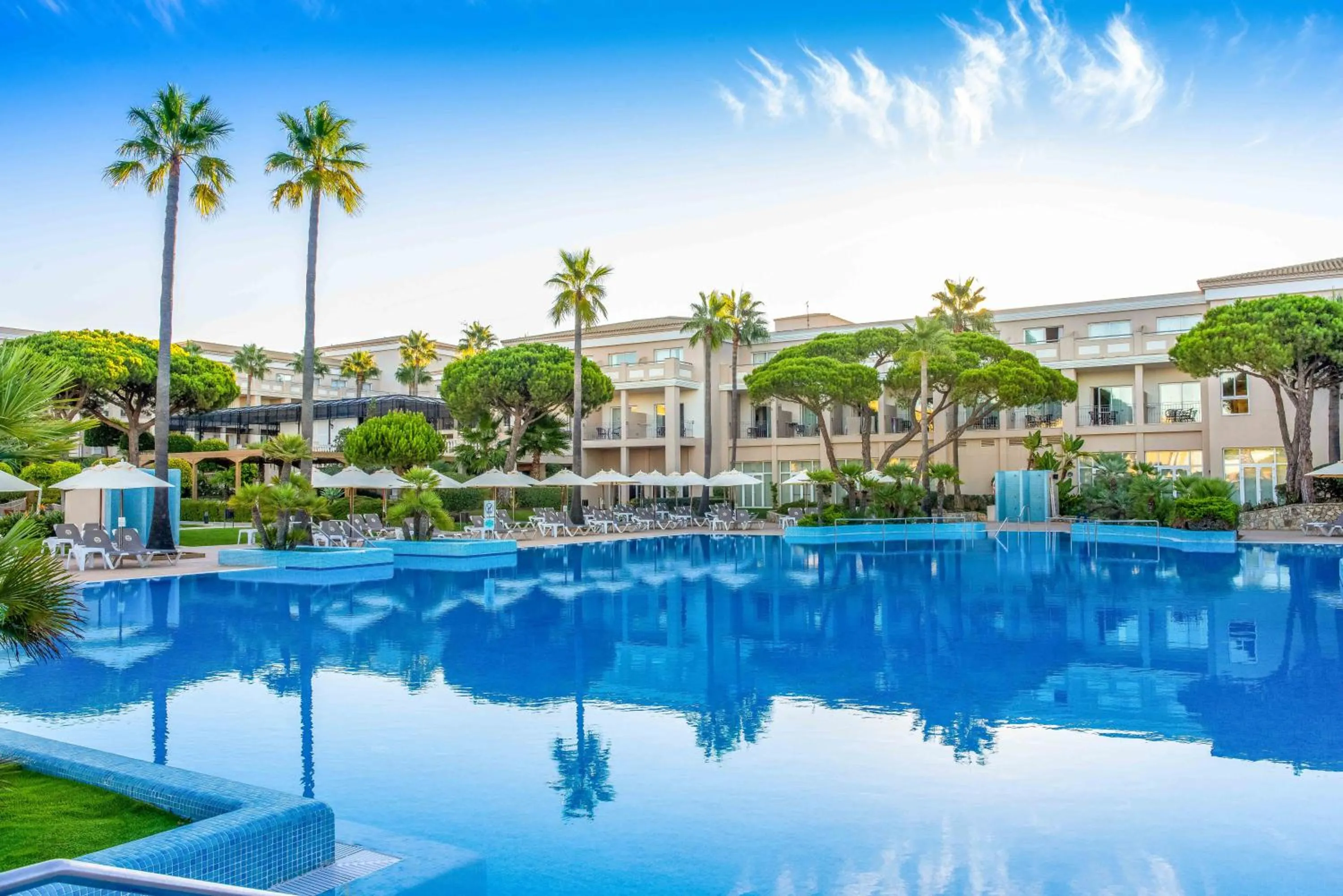 Swimming pool in Valentin Sancti Petri