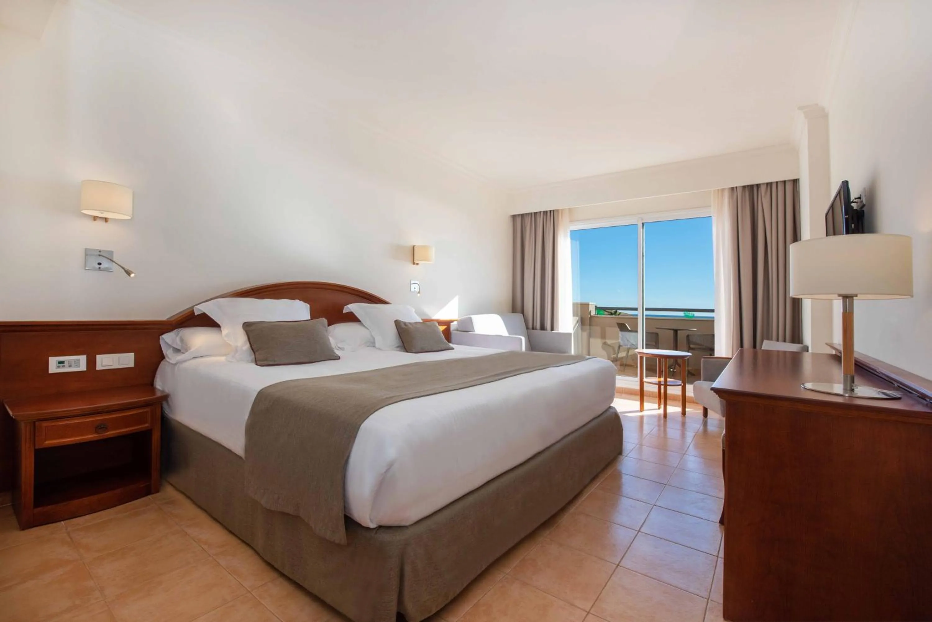 Photo of the whole room, Bed in Valentin Sancti Petri