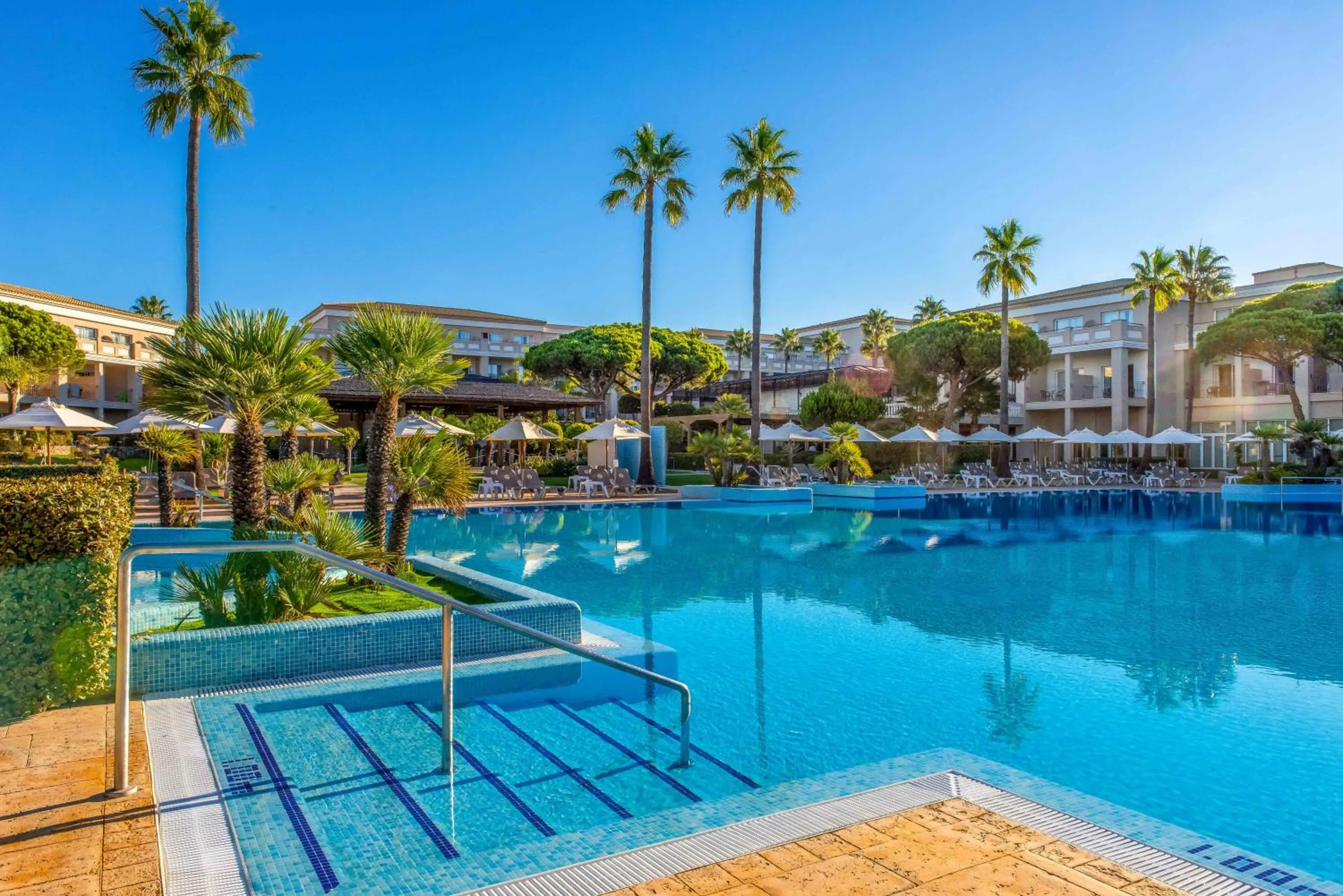 Swimming pool in Valentin Sancti Petri