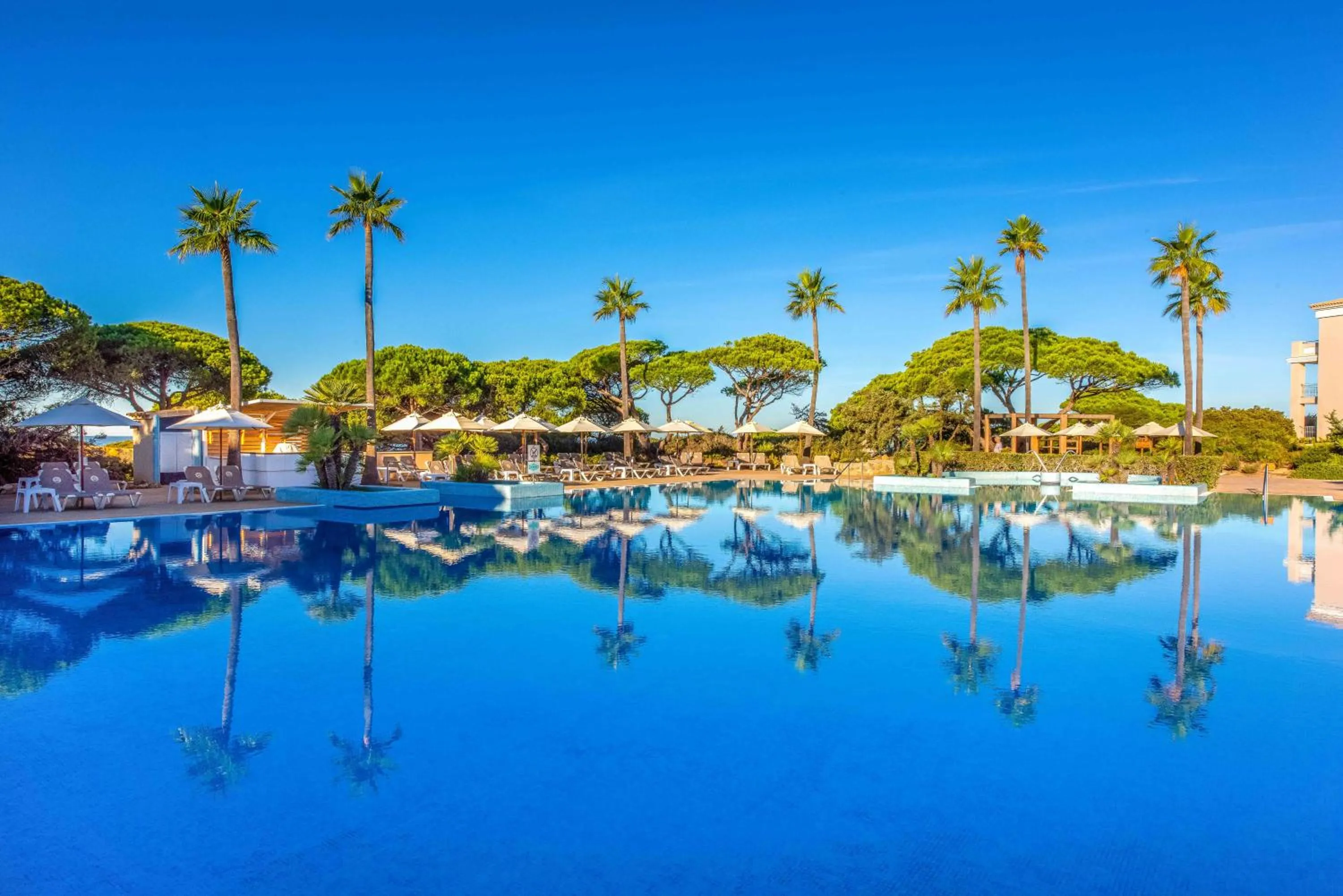 Swimming pool in Valentin Sancti Petri