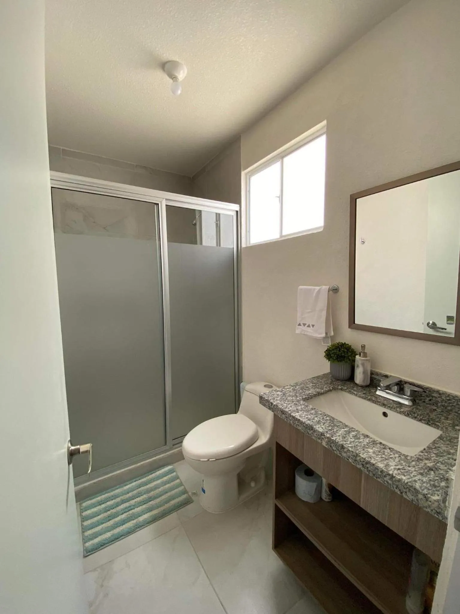 Shower in Caribe Turquesa, Departamento Completo, Playa del Carmen