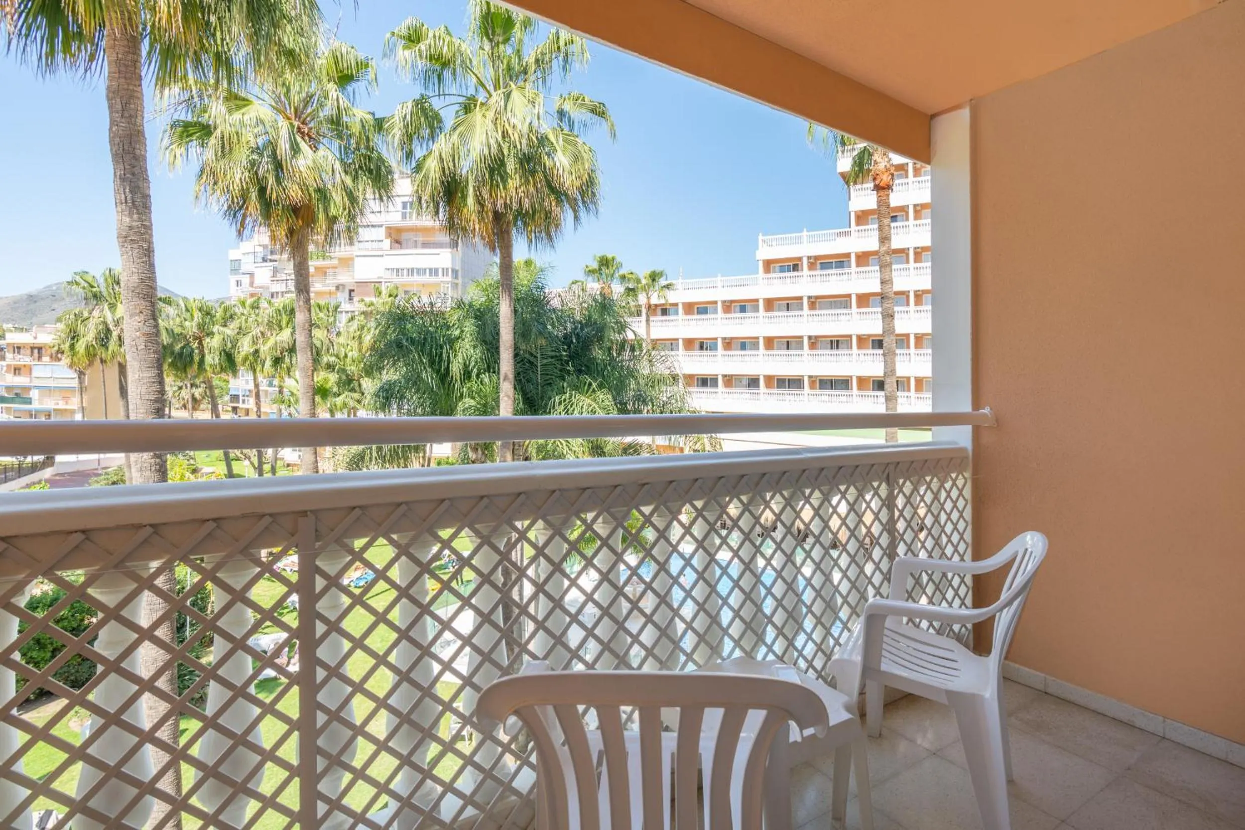 Balcony/Terrace in Hotel Parasol by Dorobe