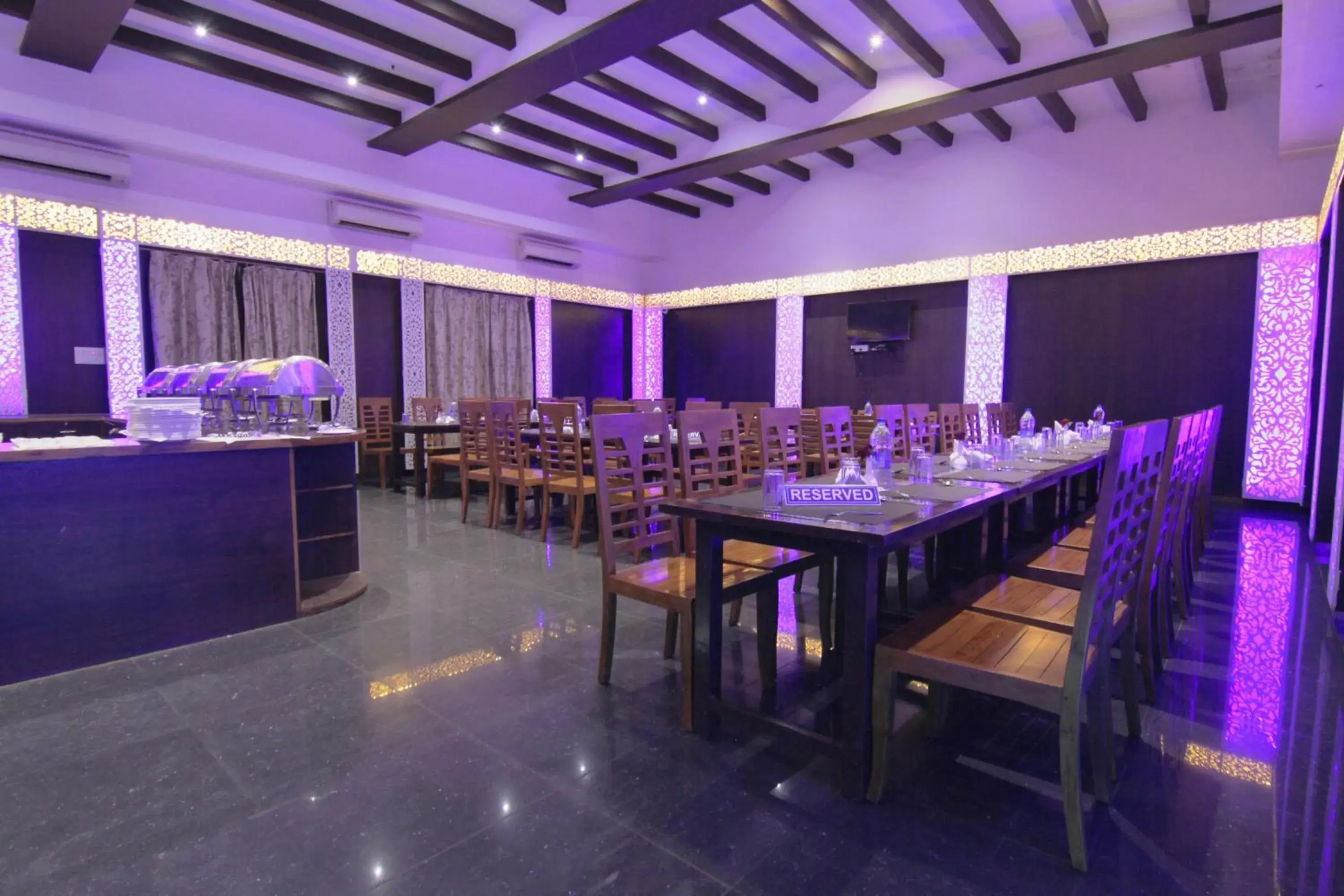 Restaurant/places to eat in Reva Resorts and Holiday Homes Restaurant/places to eat in Reva Resorts and Holiday Homes