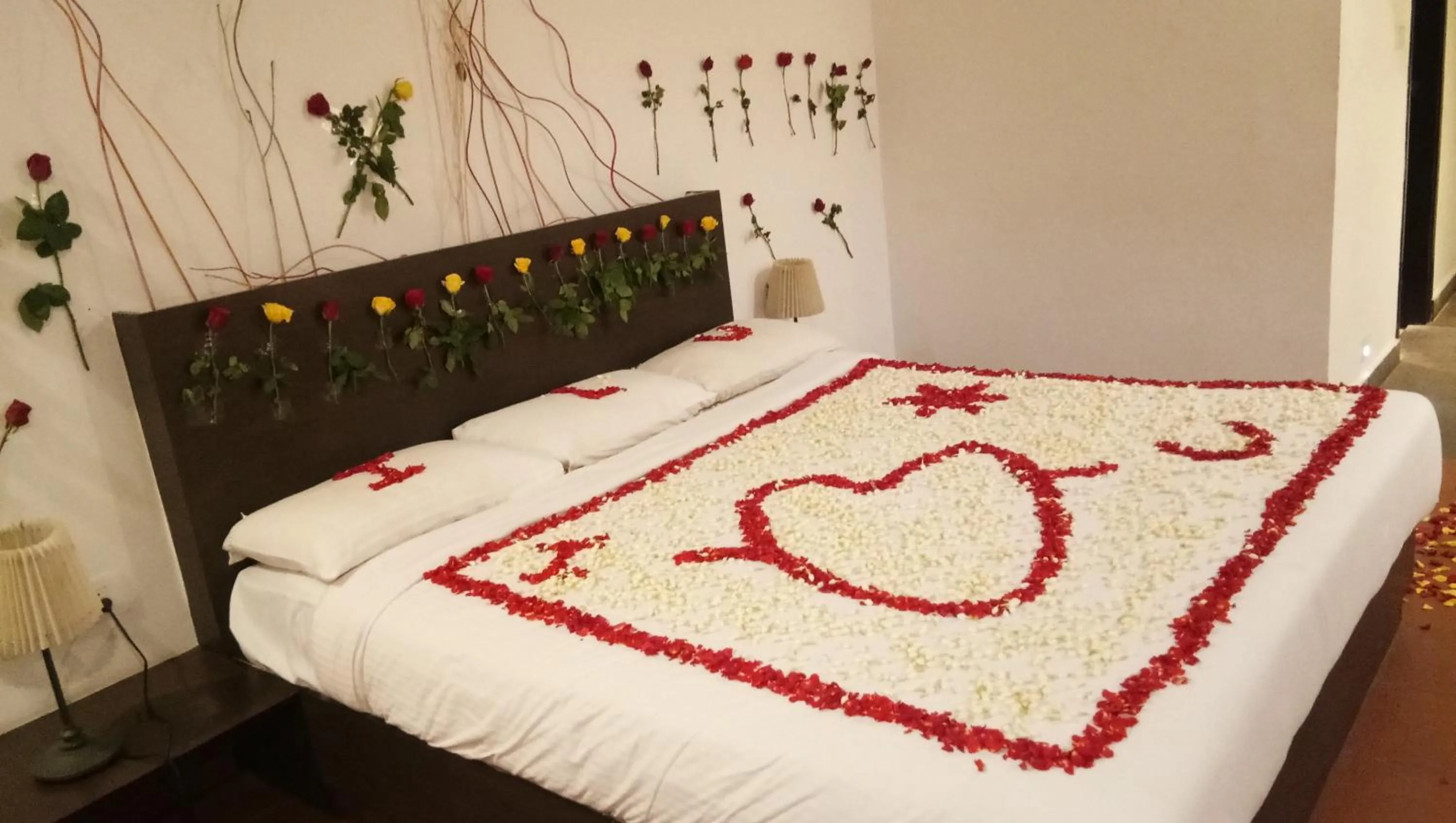 Decorative detail, Bed in Reva Resorts and Holiday Homes