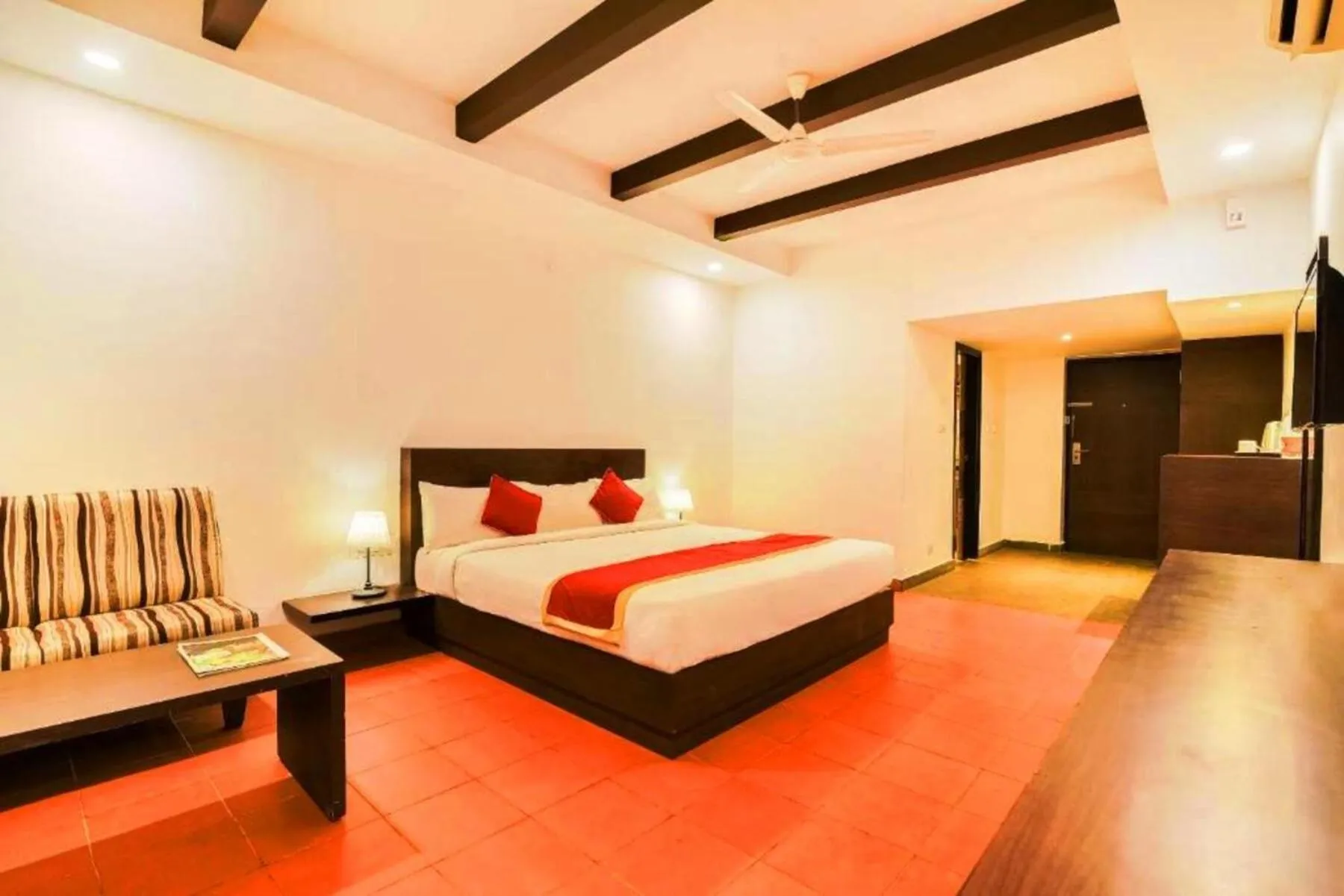 Photo of the whole room, Bed in Reva Resorts and Holiday Homes