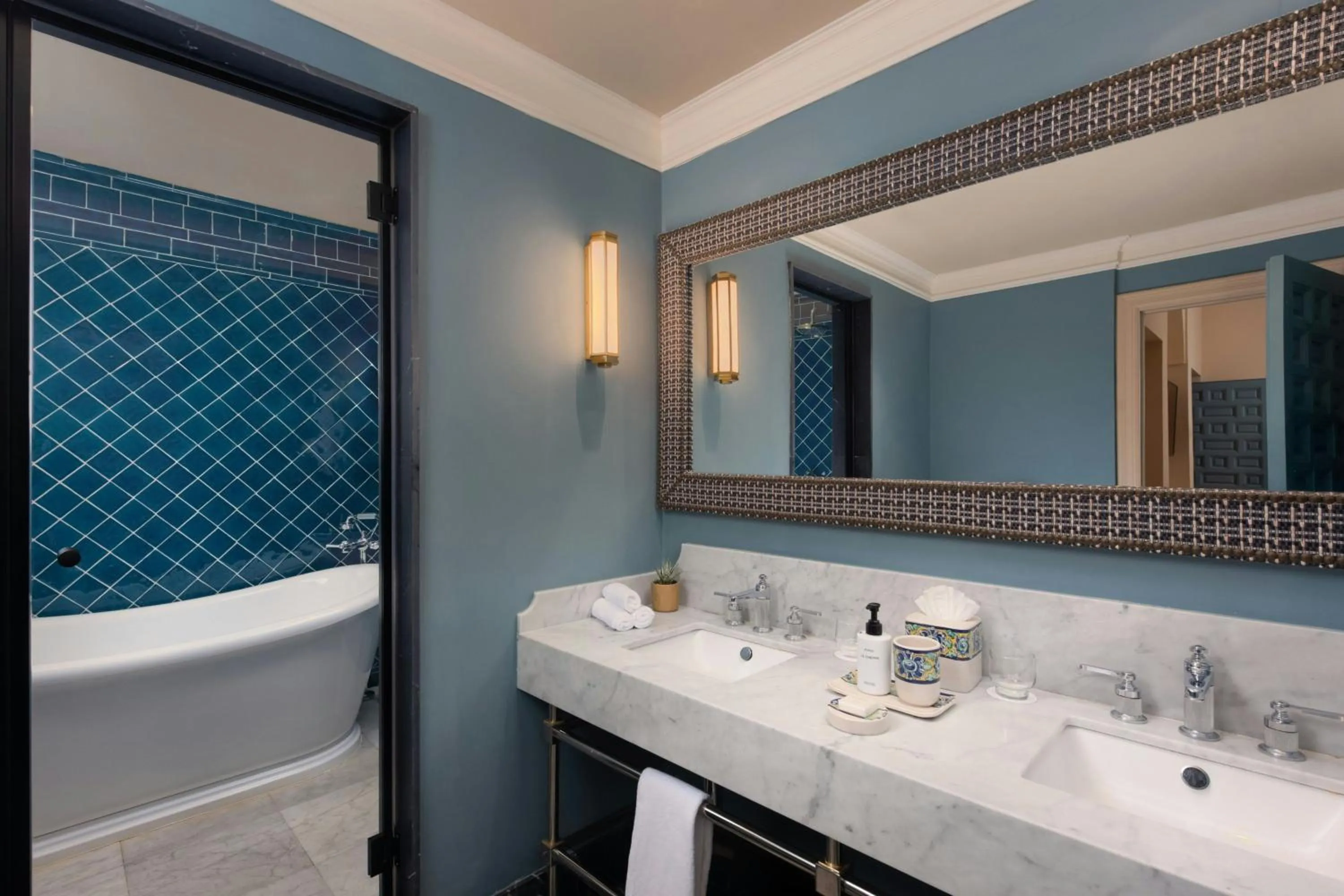 Bathroom in Hotel Alfonso XIII, a Luxury Collection Hotel, Seville