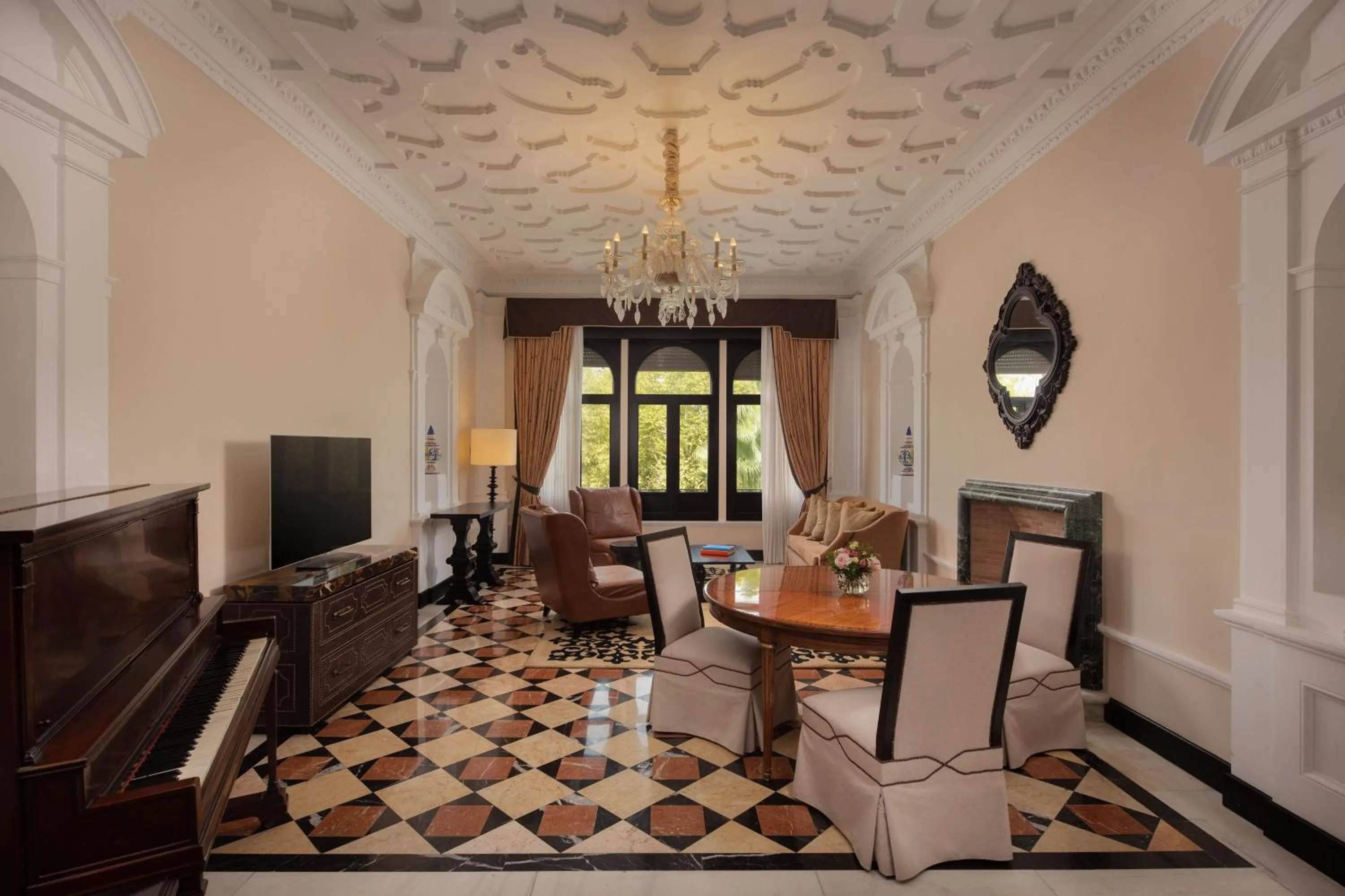 Photo of the whole room in Hotel Alfonso XIII, a Luxury Collection Hotel, Seville
