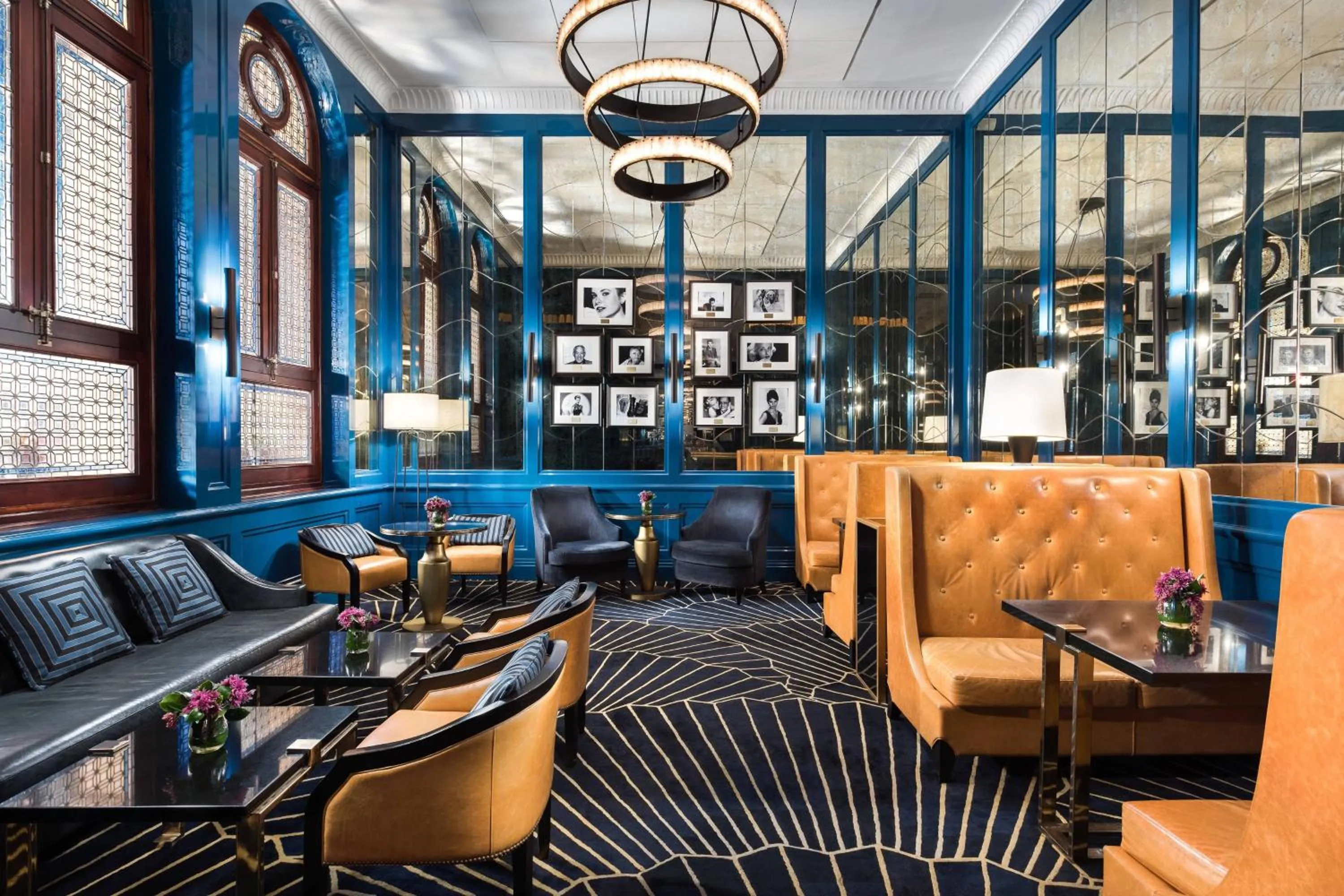 Lounge or bar in Hotel Alfonso XIII, a Luxury Collection Hotel, Seville