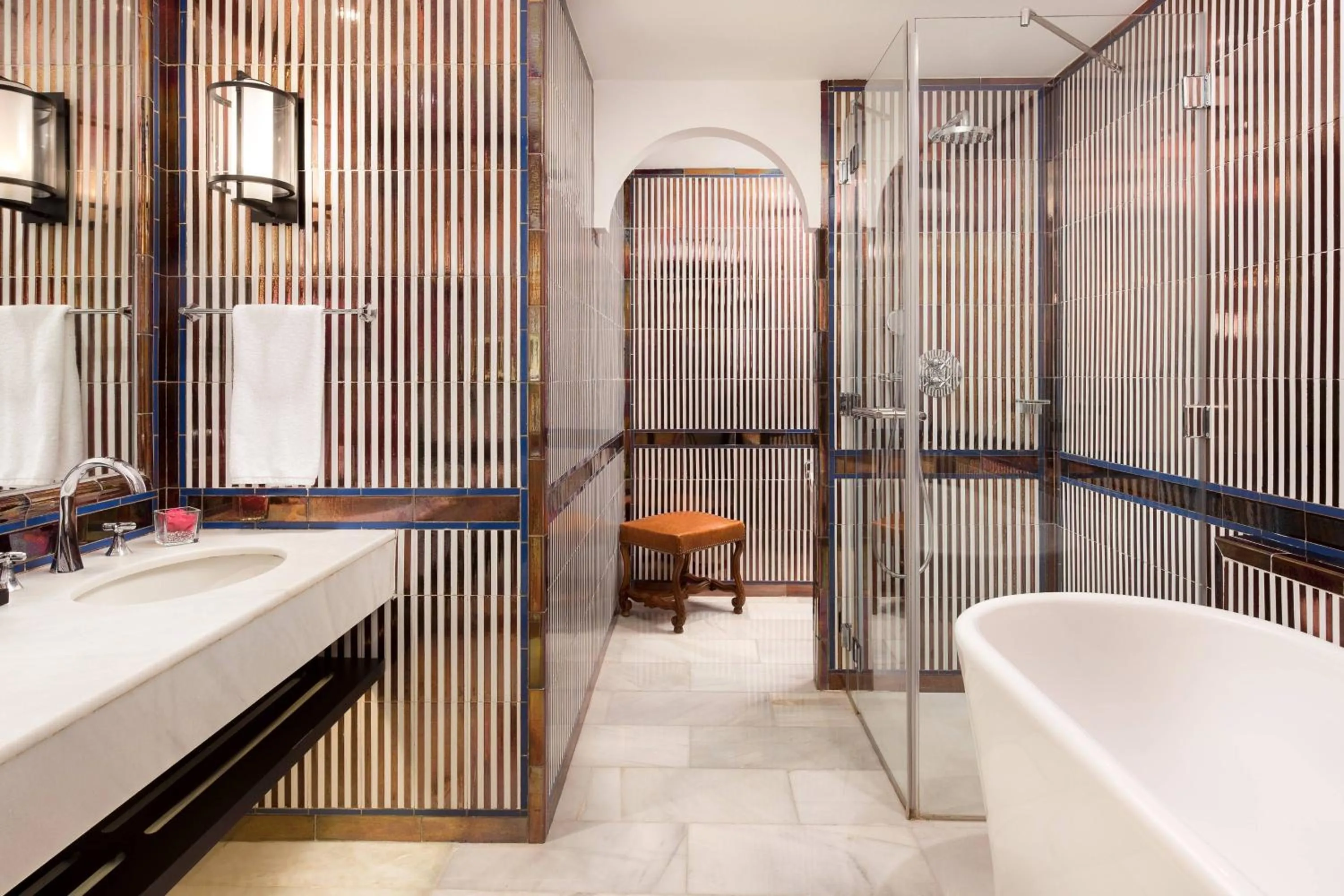 Bathroom in Hotel Alfonso XIII, a Luxury Collection Hotel, Seville