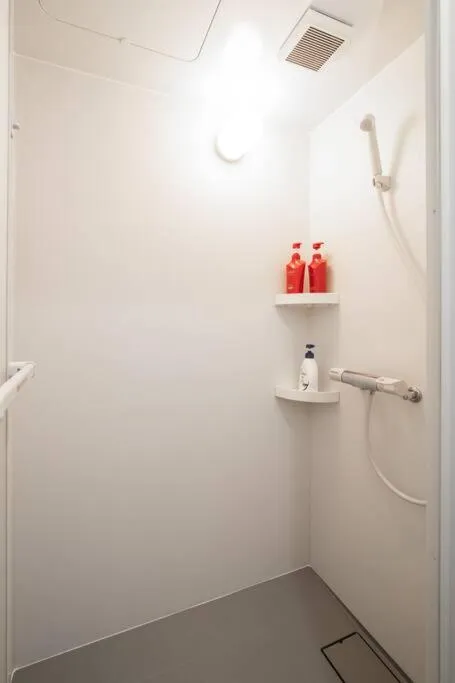 Bathroom in HIRO BUILDING Apartment Stay