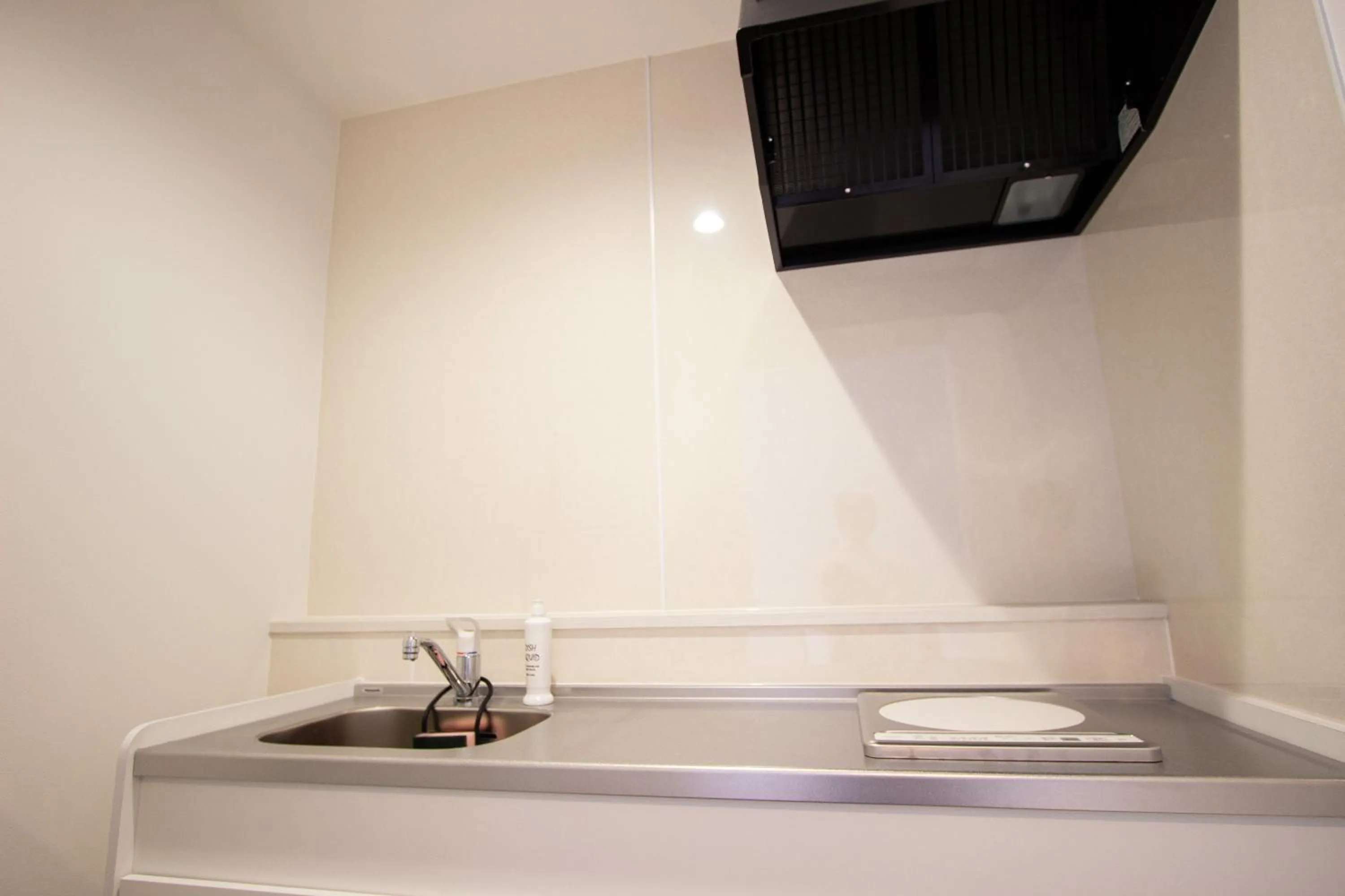 Photo of the whole room in HIRO BUILDING Apartment Stay