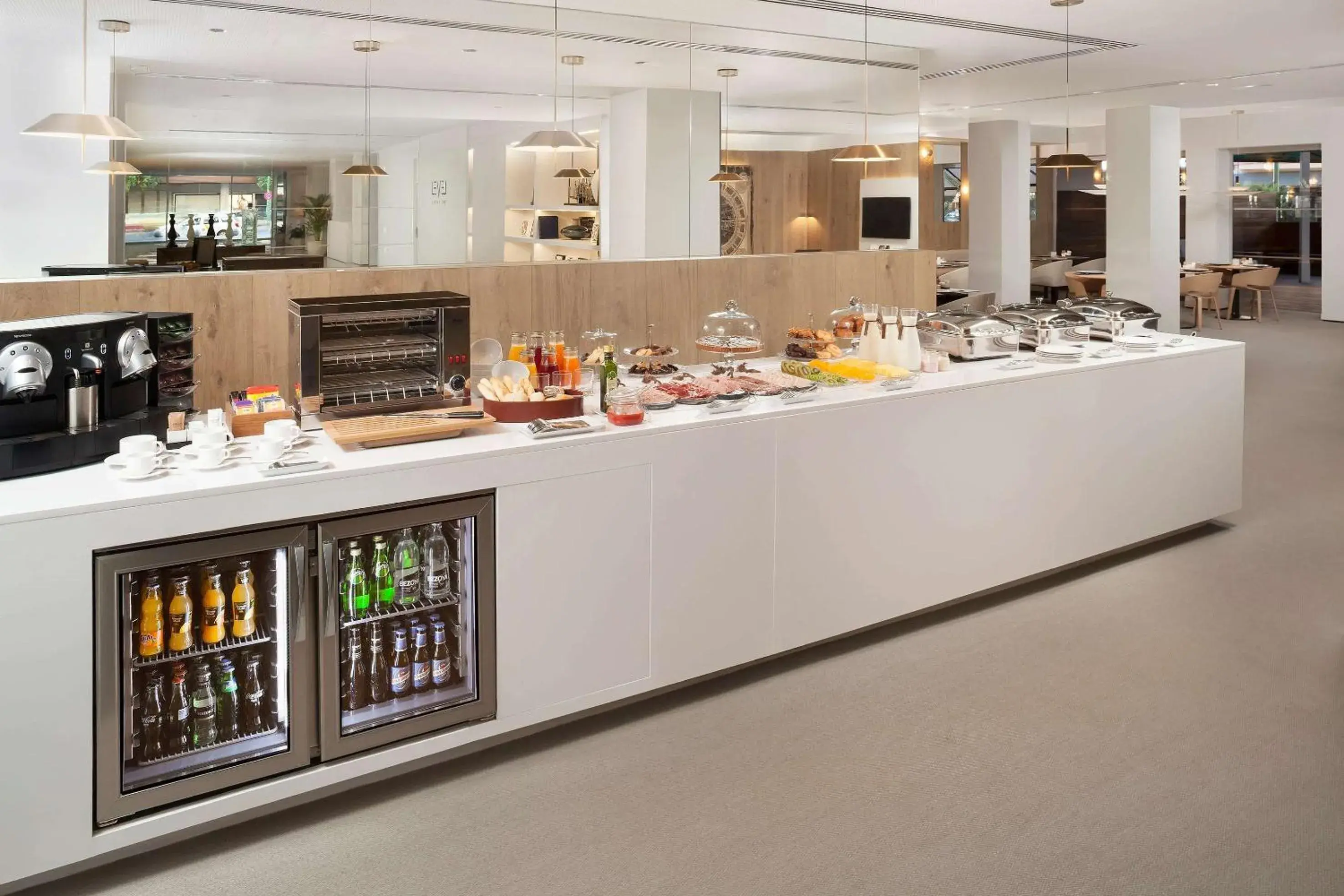 Property building in Melia Lebreros Property building in Melia Lebreros