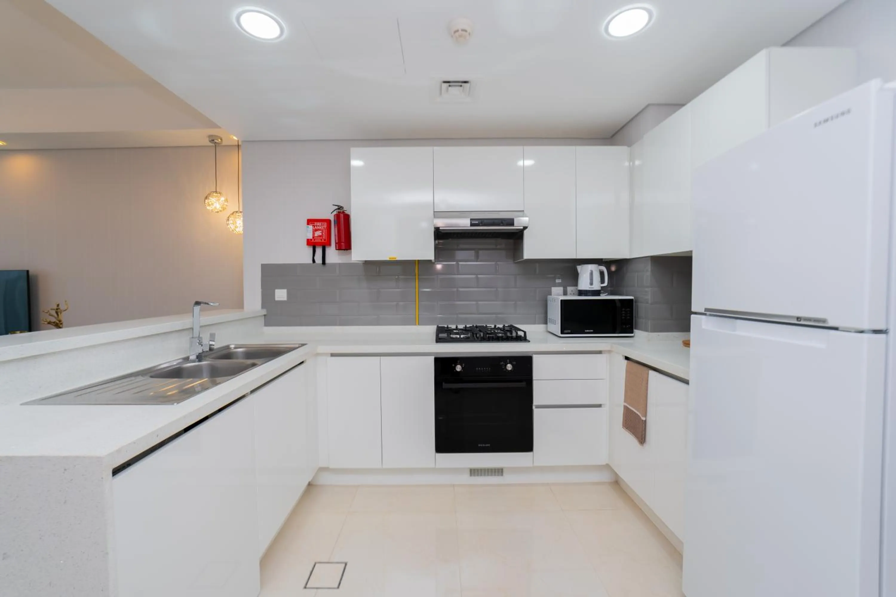 Kitchen or kitchenette in Kasco Homes Waves Tower Business Bay