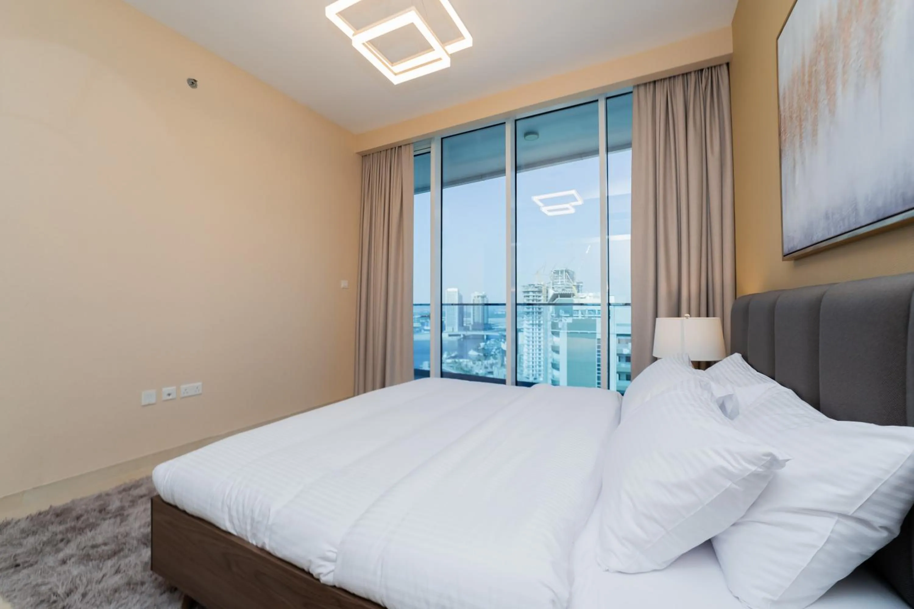 Bed in Kasco Homes Waves Tower Business Bay