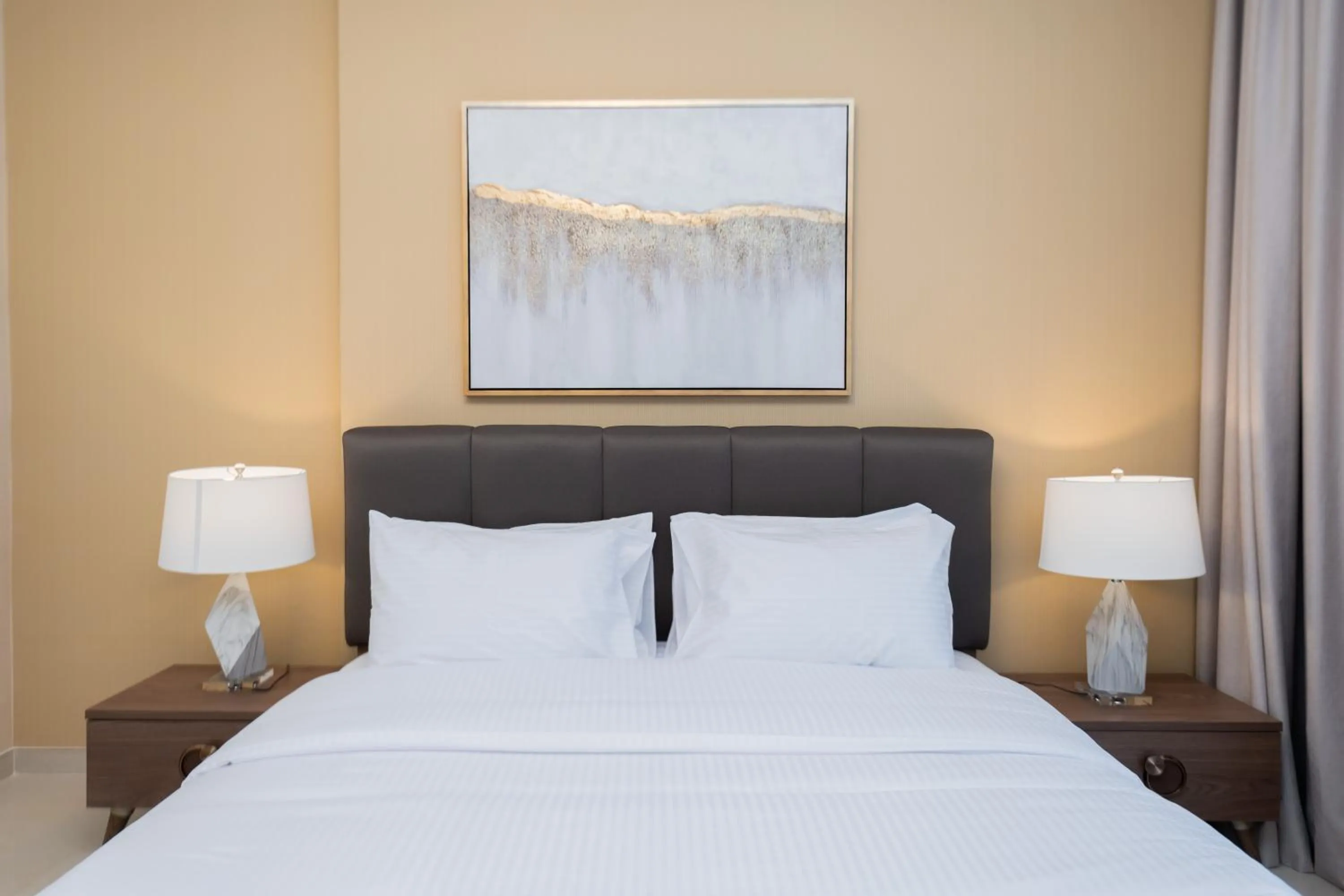 Bed in Kasco Homes Waves Tower Business Bay