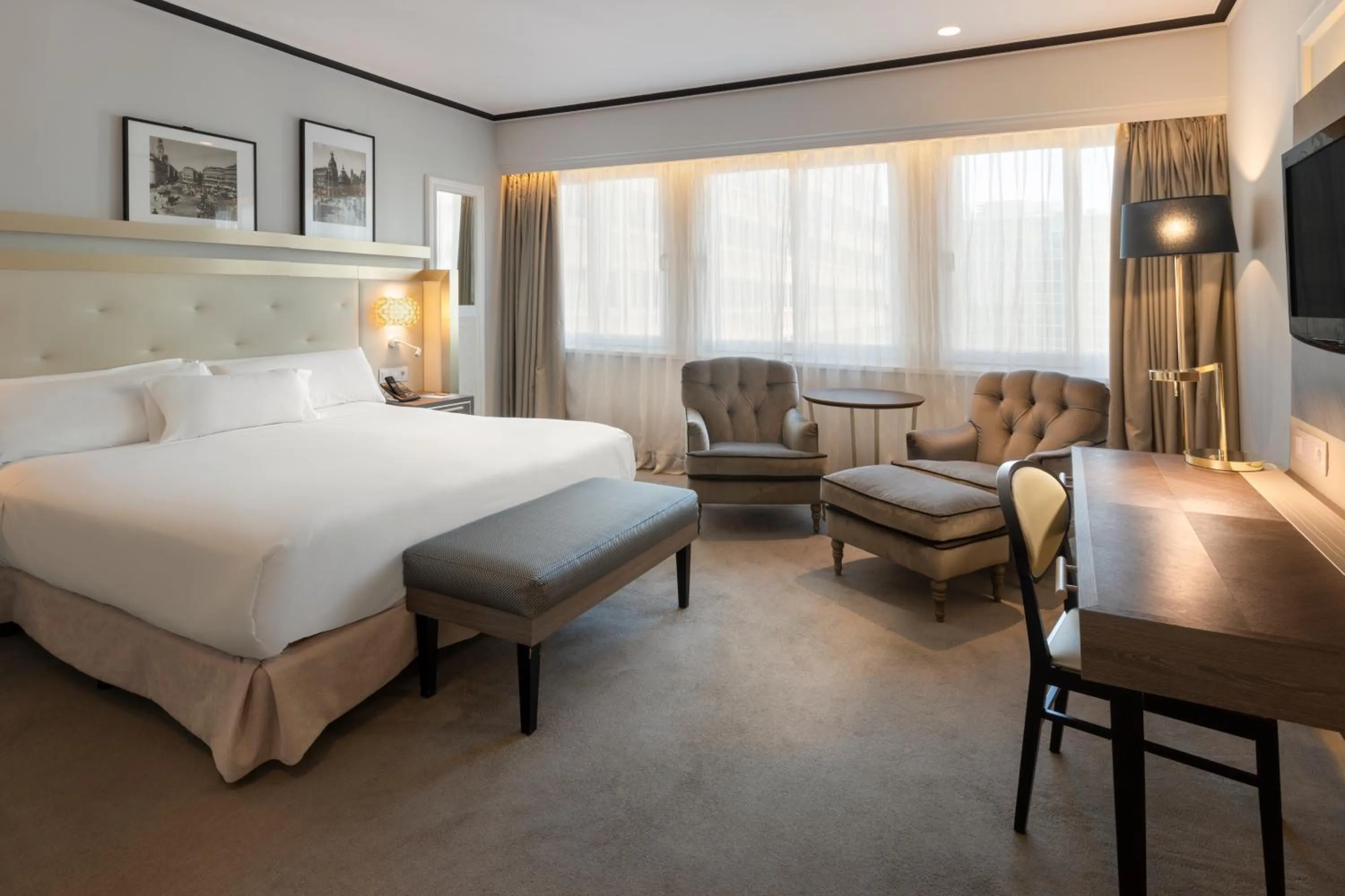 Bed in Melia Castilla