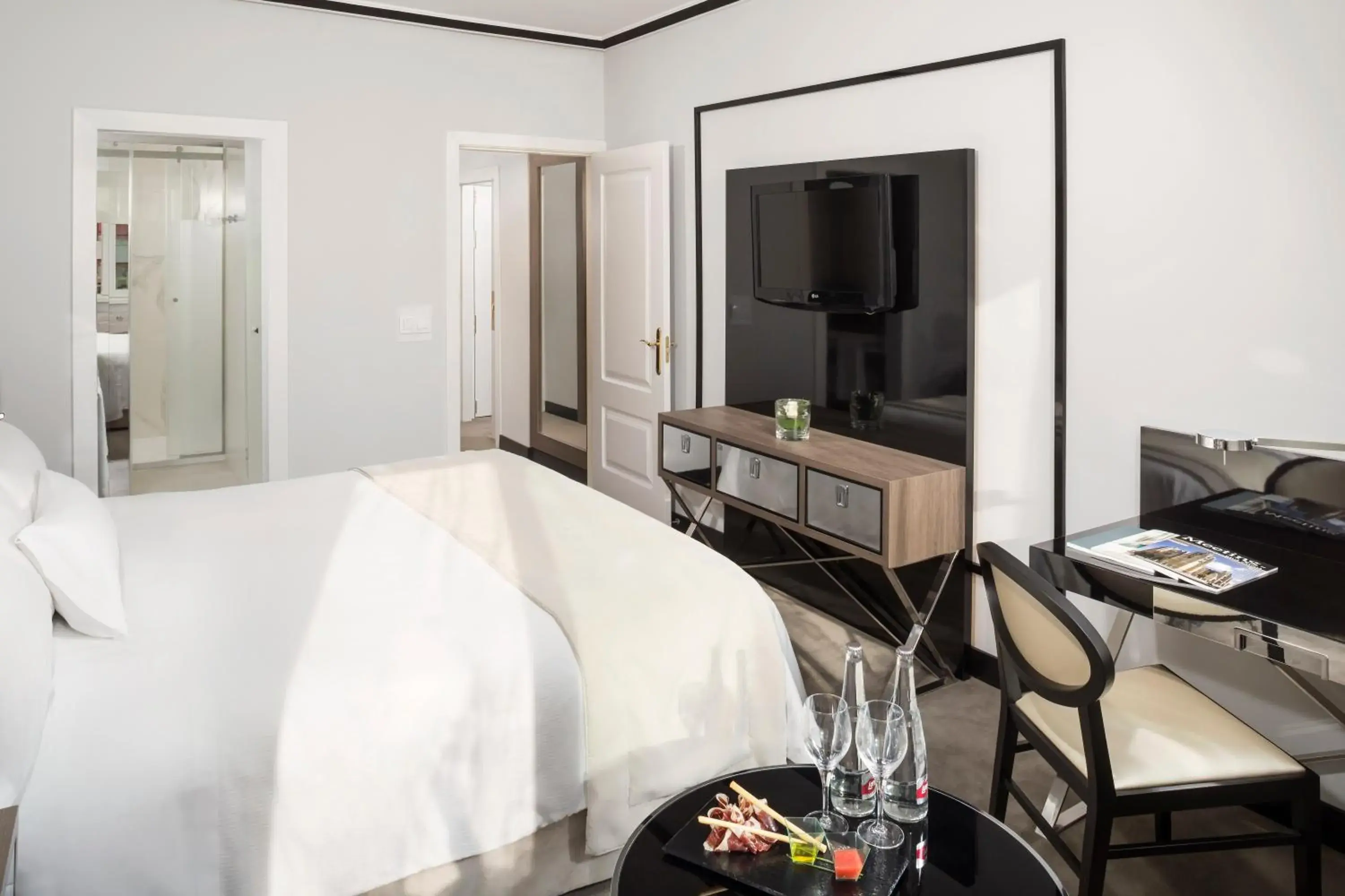 Bedroom in Melia Castilla Bedroom in Melia Castilla