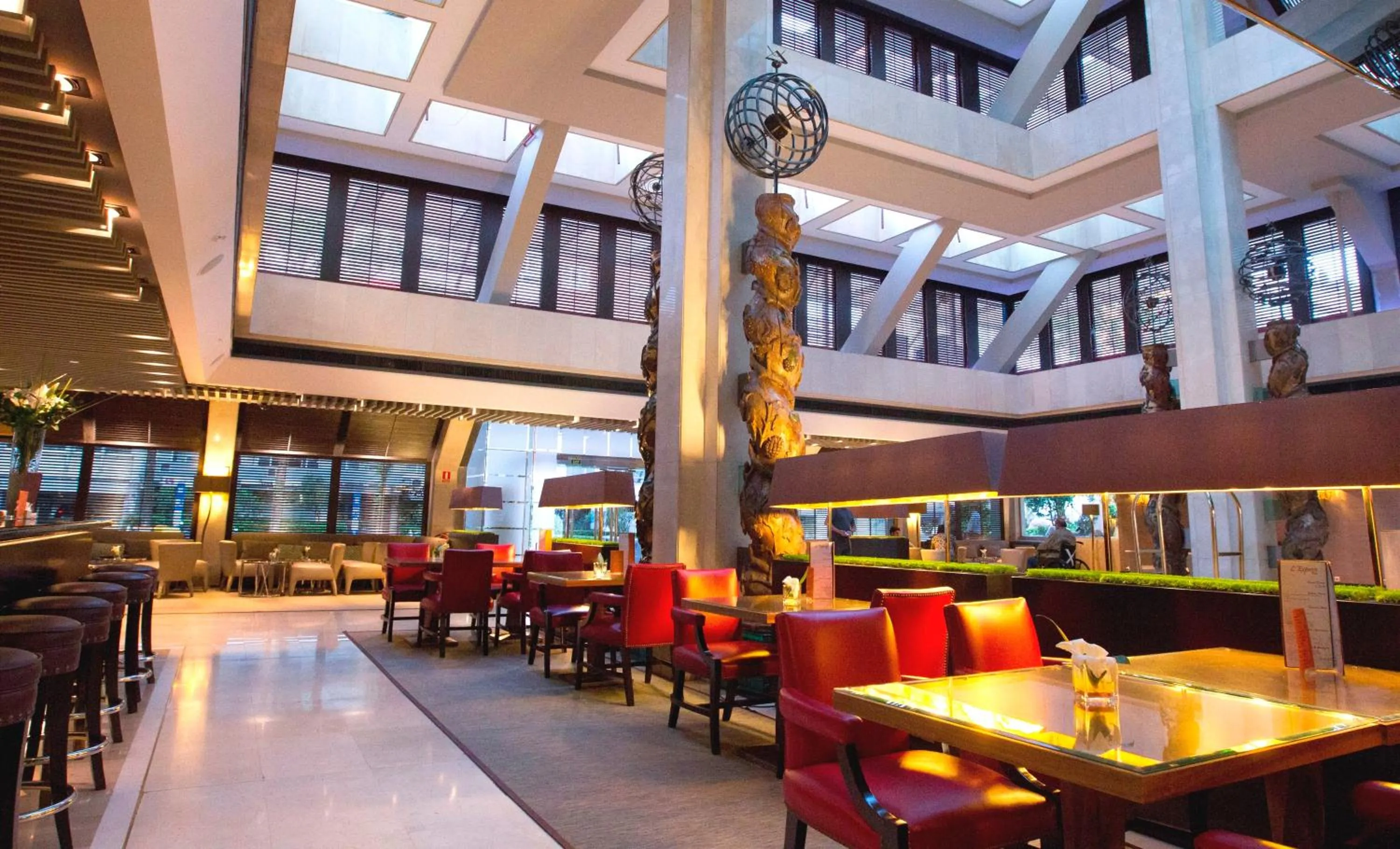 Lobby or reception in Melia Castilla