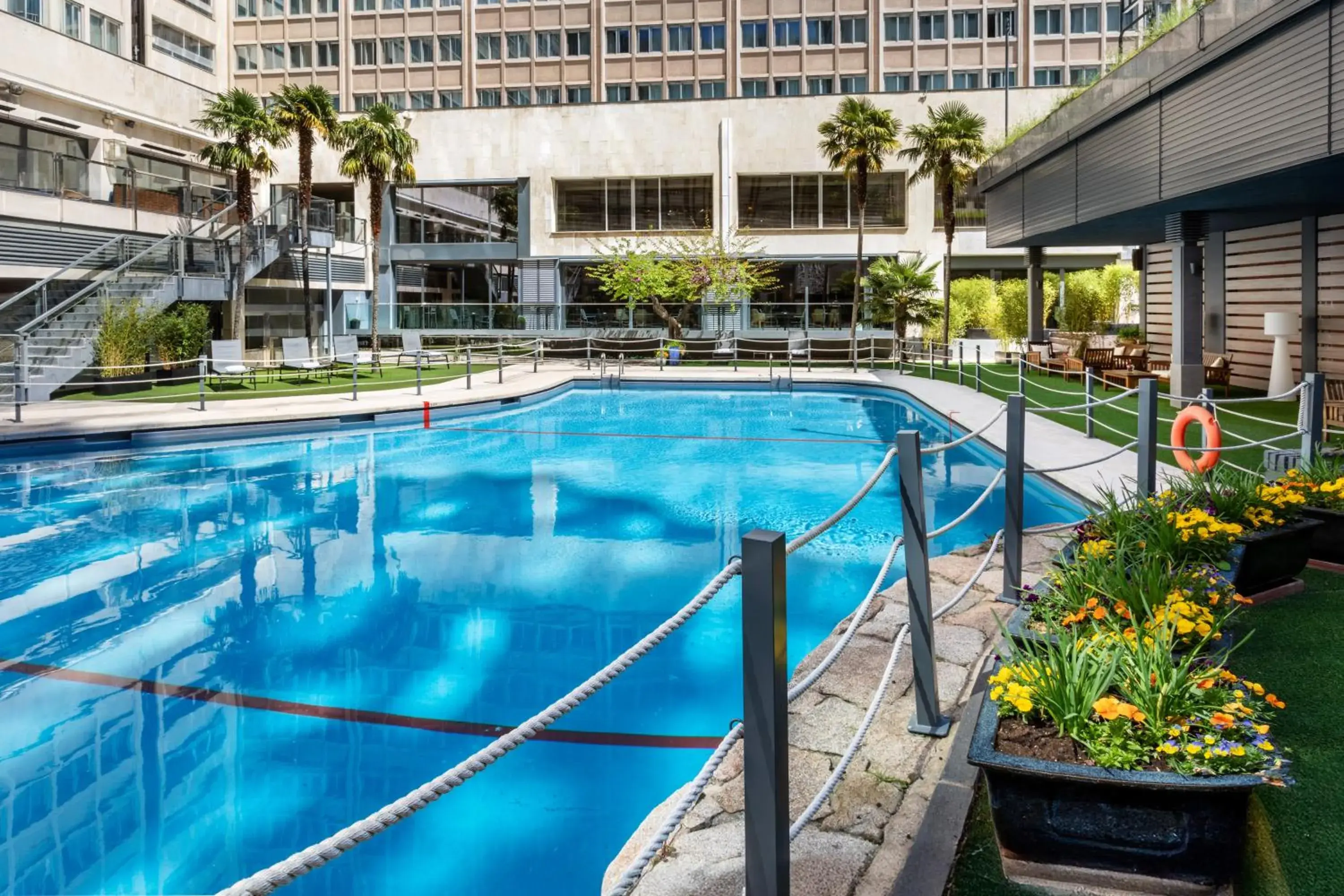 Pool view in Melia Castilla Pool view in Melia Castilla