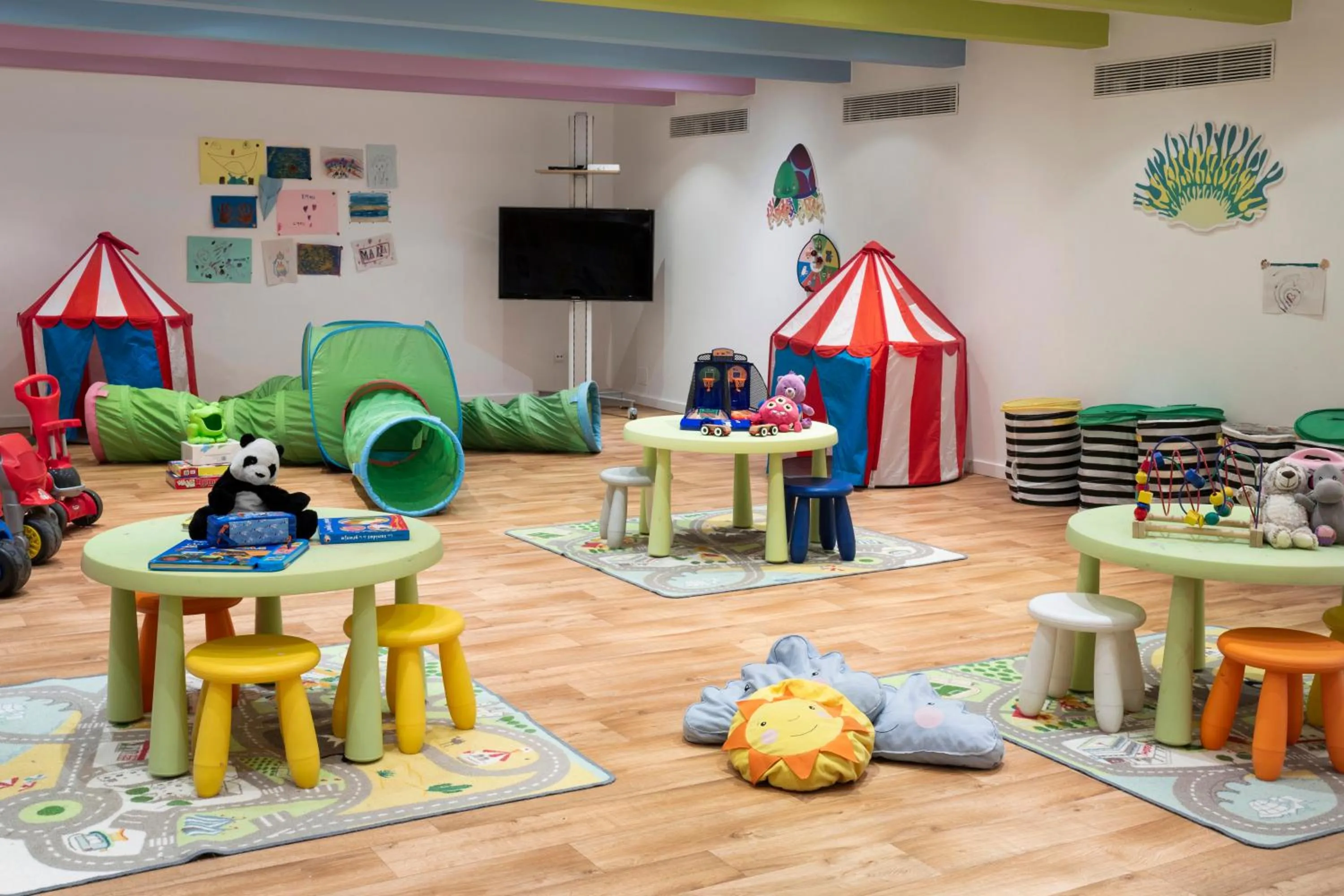 Kids's club in Melia Castilla
