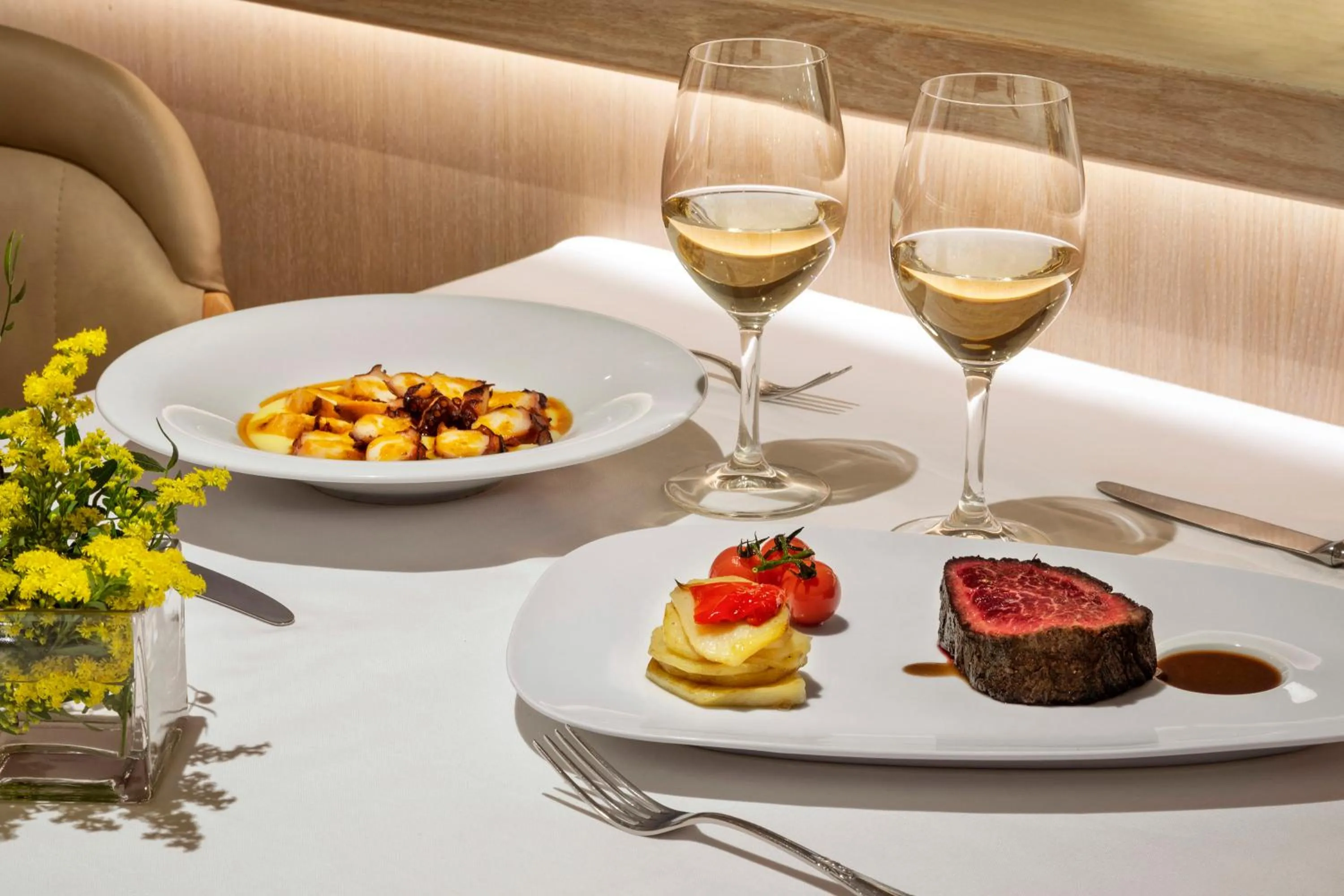 Food and drinks in Melia Castilla